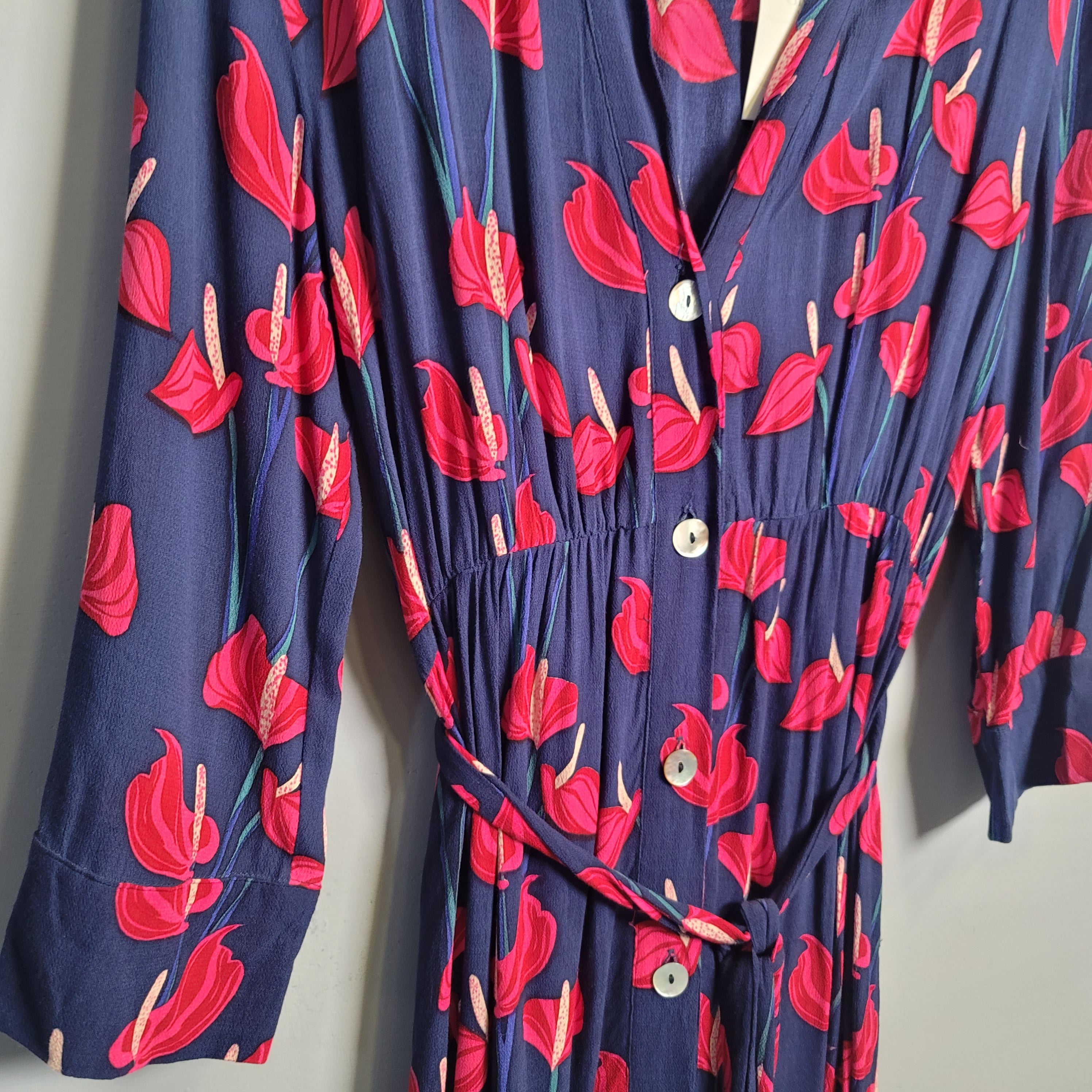 Long Sleeve Heart Print Shirt belted Dress - THE GREY AREA