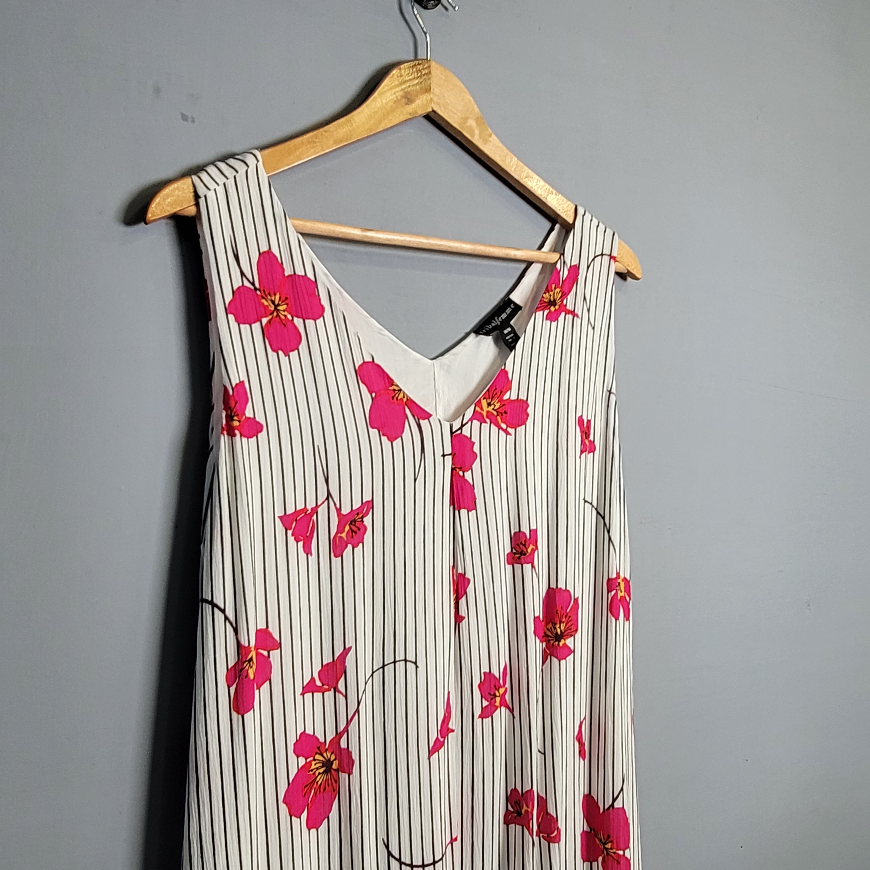 Sleeveless dress, crepe overlay with Pockets (Tribal Femme) - THE GREY AREA