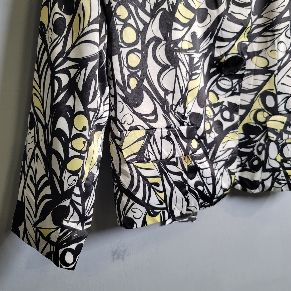 Designer printed Blazer (Harve Benard) - THE GREY AREA