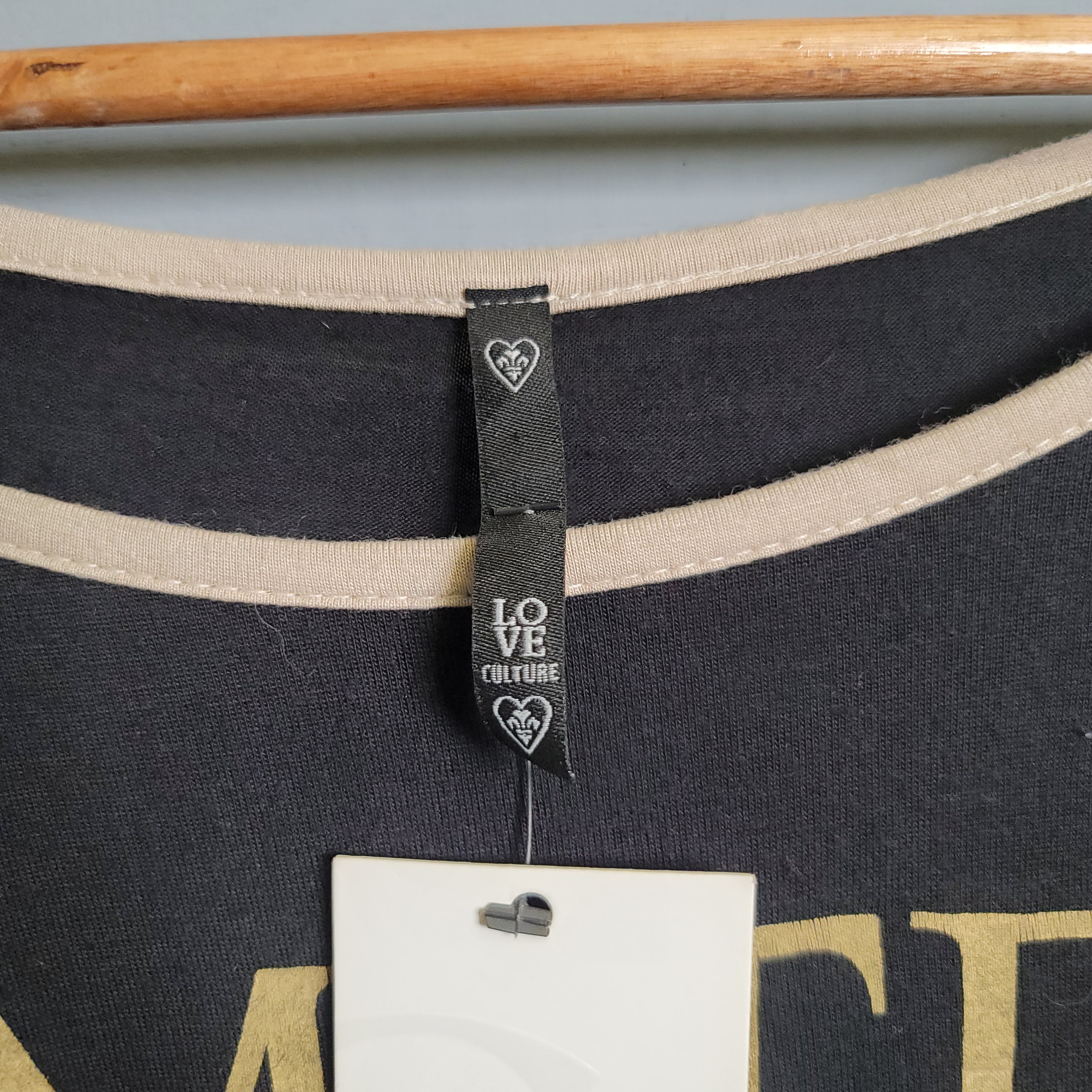 Black "Limited Edition" crop top - THE GREY AREA