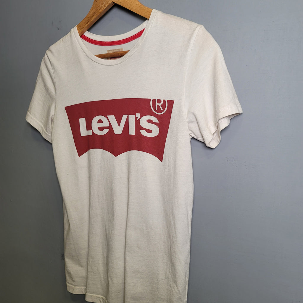 White Signature Levi's T-shirt - THE GREY AREA