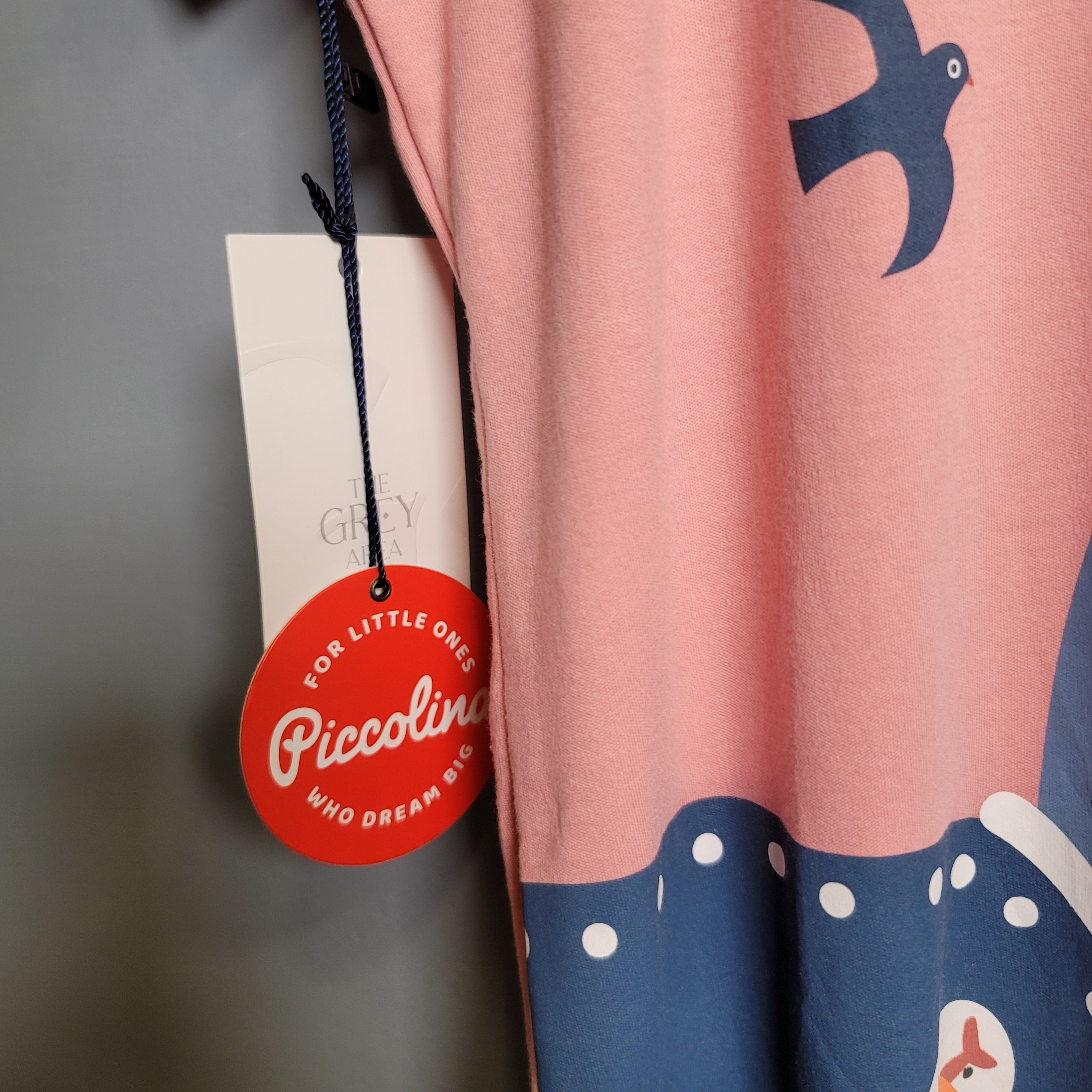 PINK "AMELIA EARHART PILOT"  Graphic Tshirt (Picolina) - THE GREY AREA