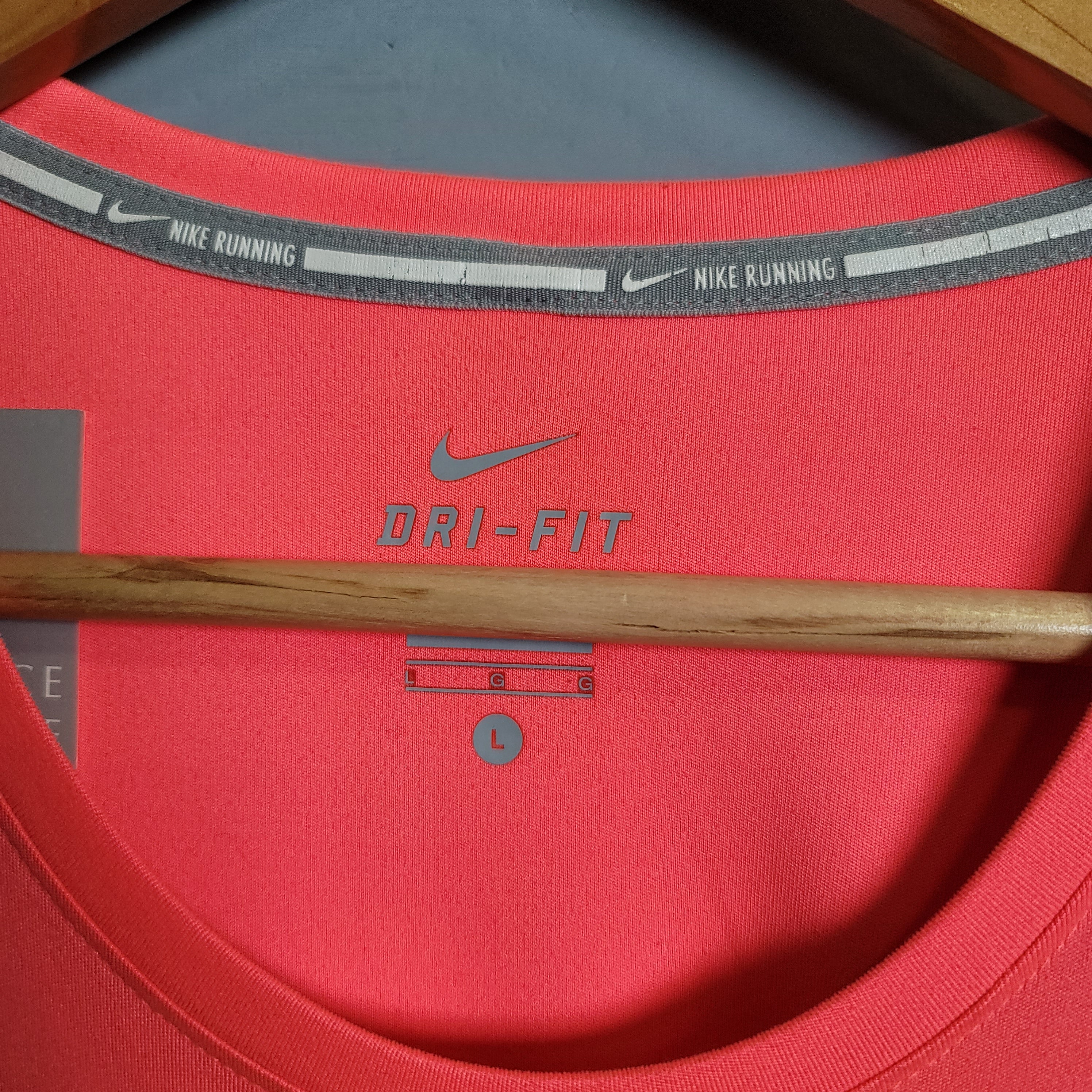 Flourscent Pink Sports T-shirt (Nike) - THE GREY AREA