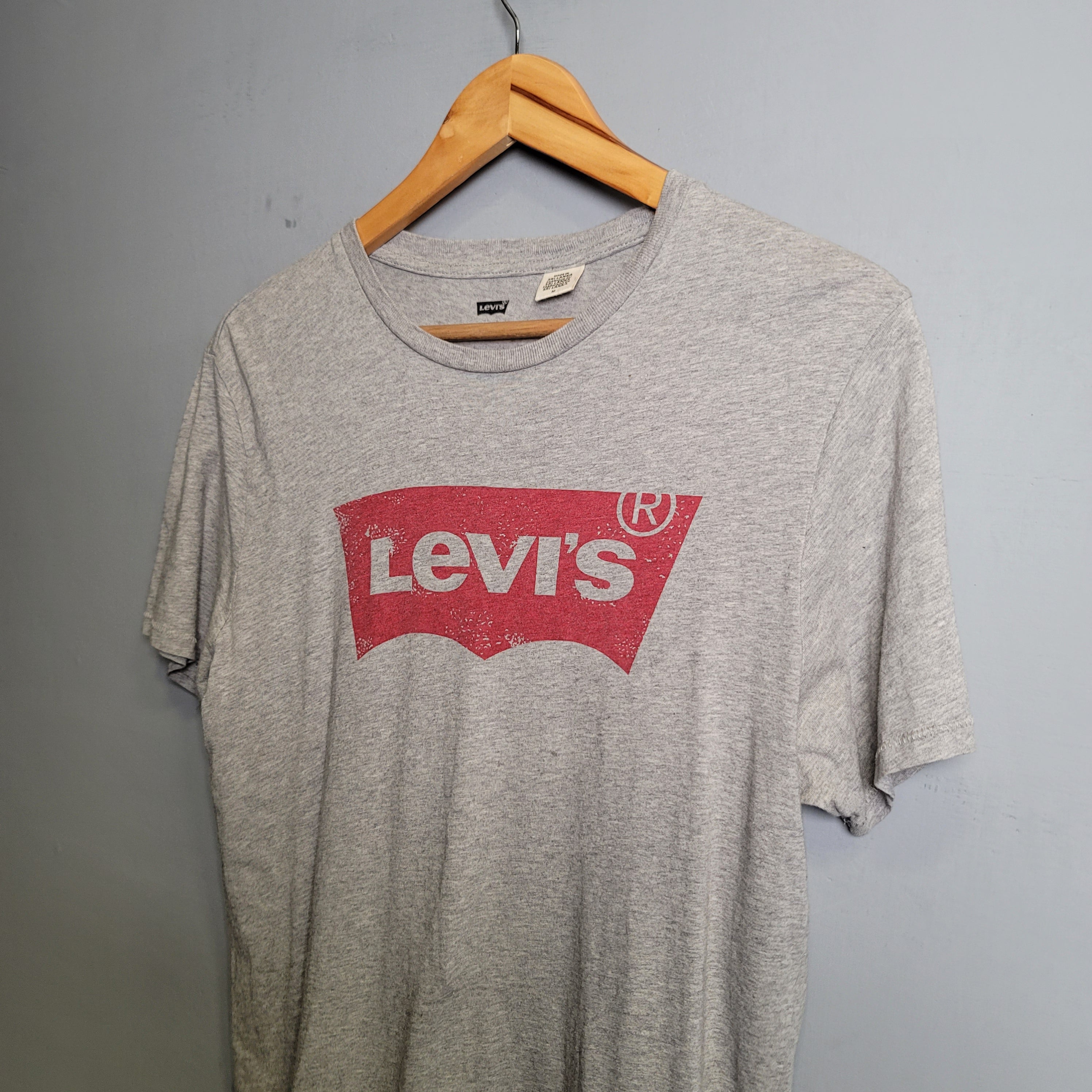 Vintage Levi's logo T-shirt - THE GREY AREA