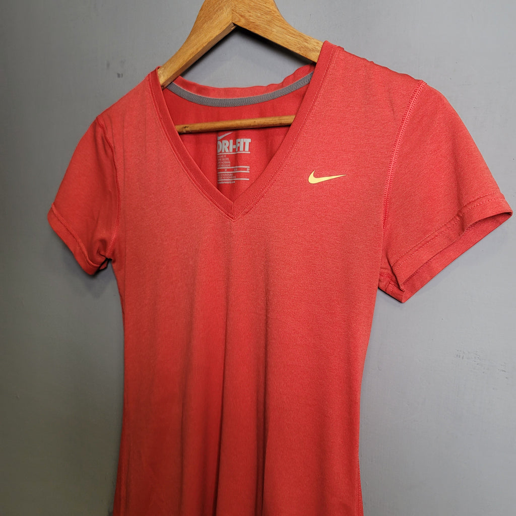 Rusty Red T-shirt (Nike) - THE GREY AREA