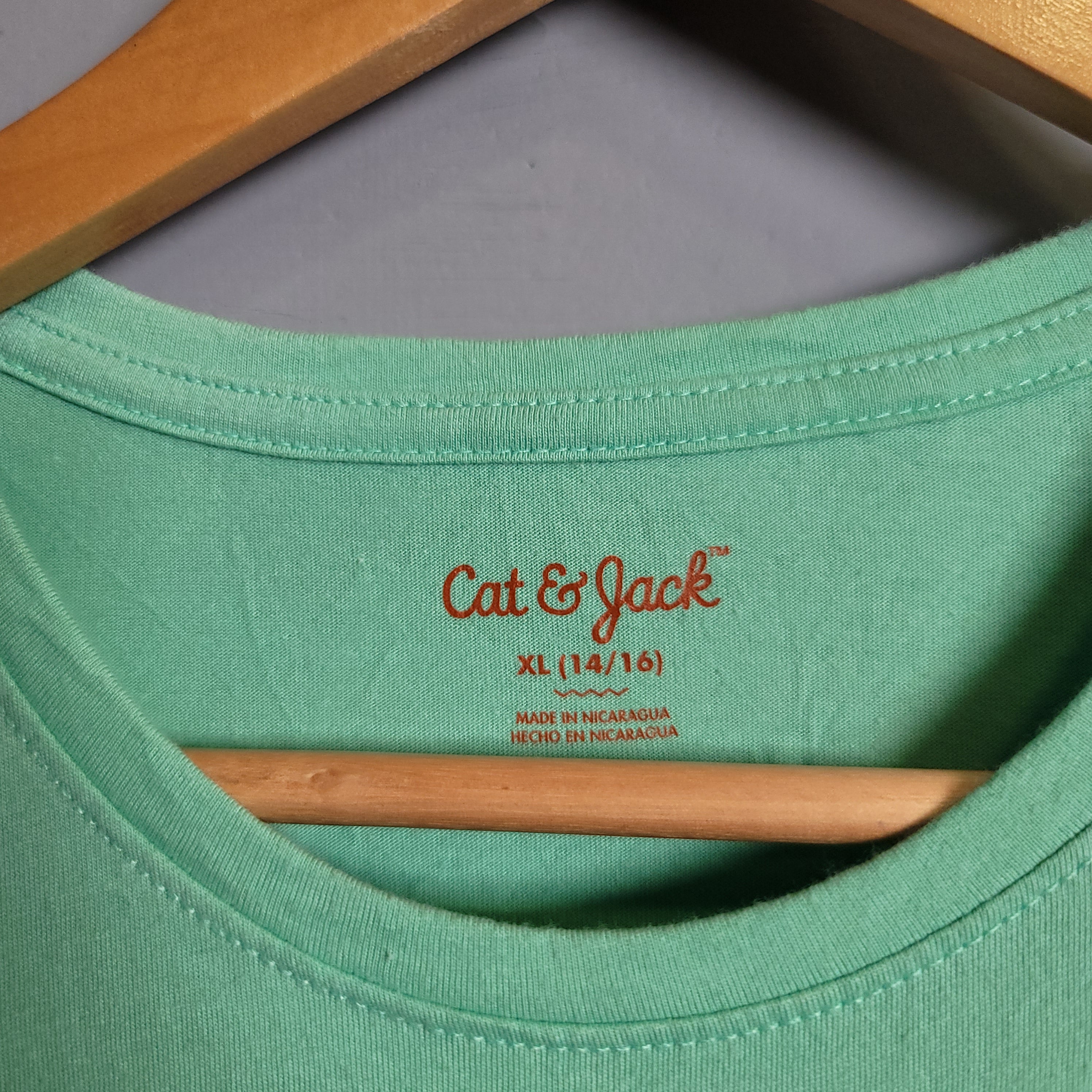 "Love your Mother" Tshirt - THE GREY AREA