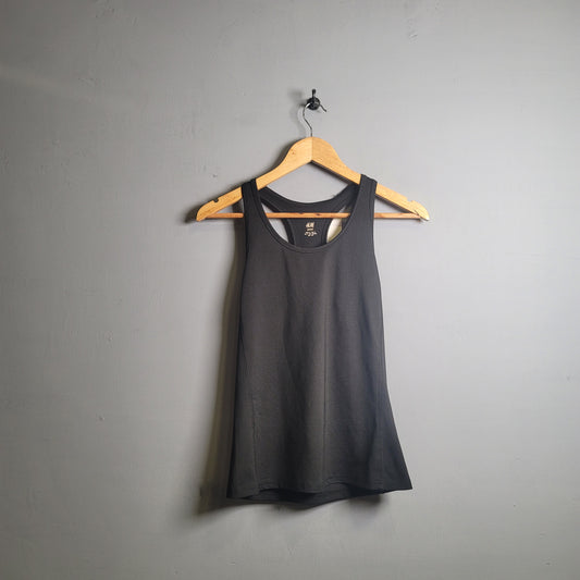 Black Sports Tanktop (H&M) - THE GREY AREA