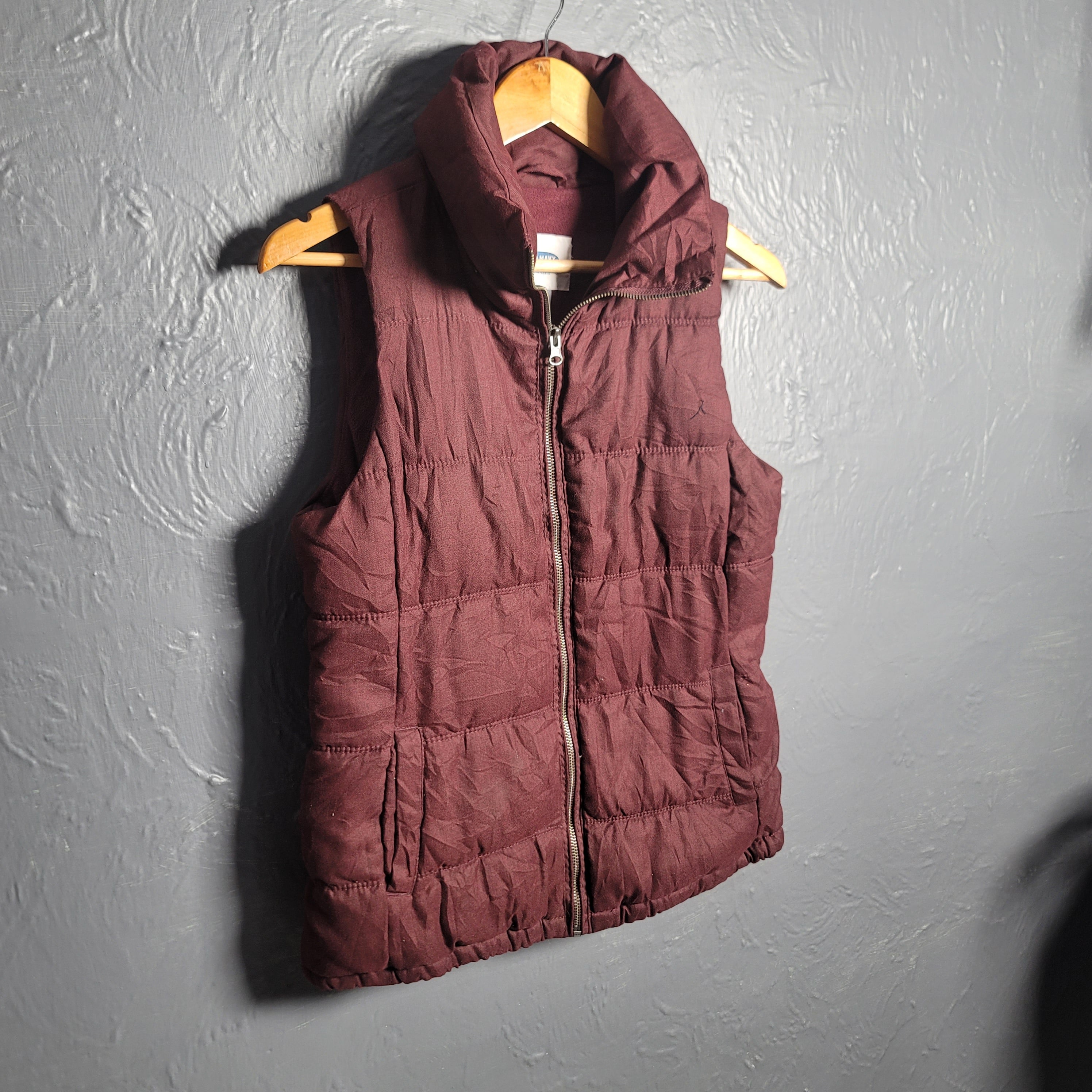 Old Navy Burgundy Red Puffer Vest (Unisex) - THE GREY AREA