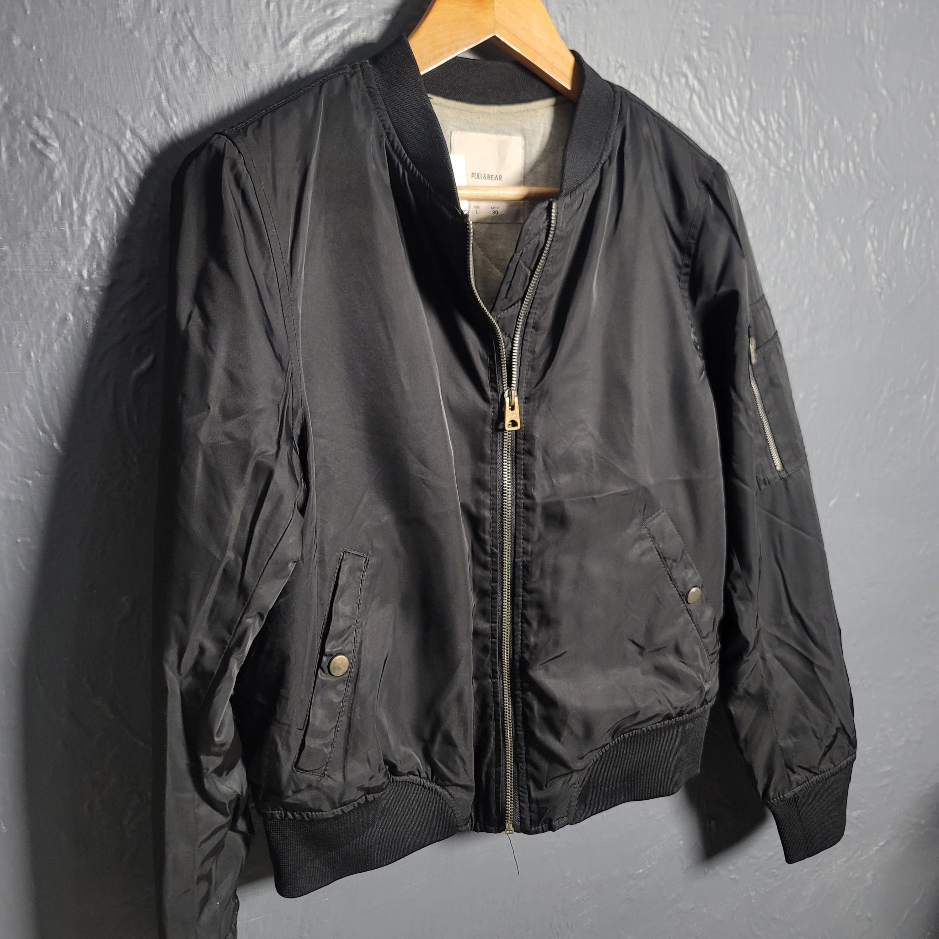 Black Pull& Bear Bomber jacket with flap pockets, ribbed trims and zip fastening (Unisex) - THE GREY AREA