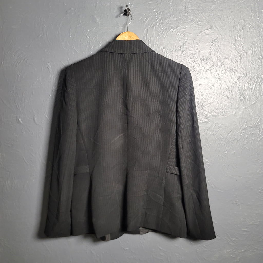 Tahari Arthur S. Levine Women's 3 Button Blazer Fashion Jacket - THE GREY AREA