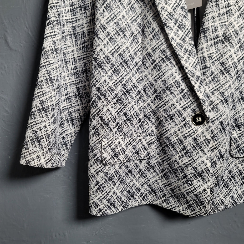 Women's NYCC Designer Black/White patterned Blazer - THE GREY AREA