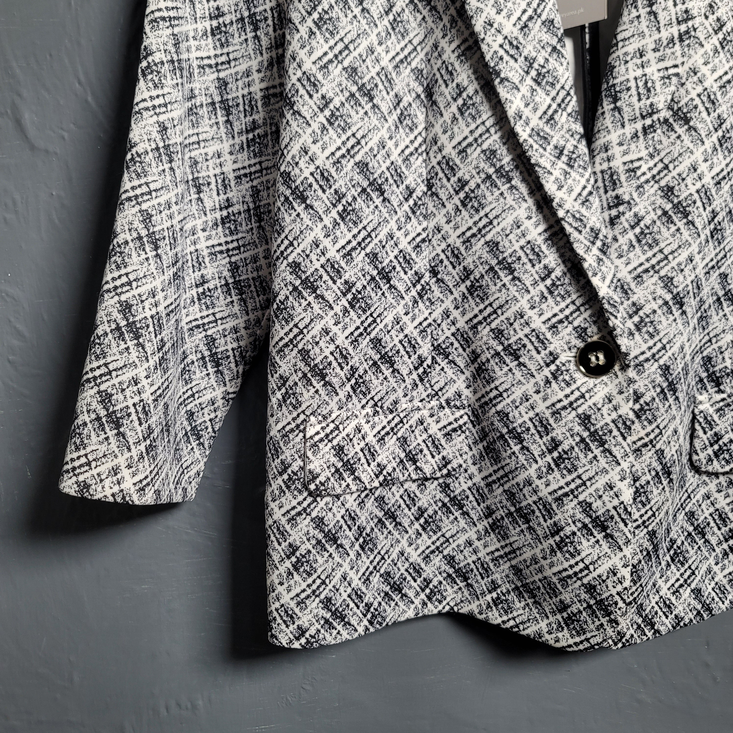 Women's NYCC Designer Black/White patterned Blazer - THE GREY AREA
