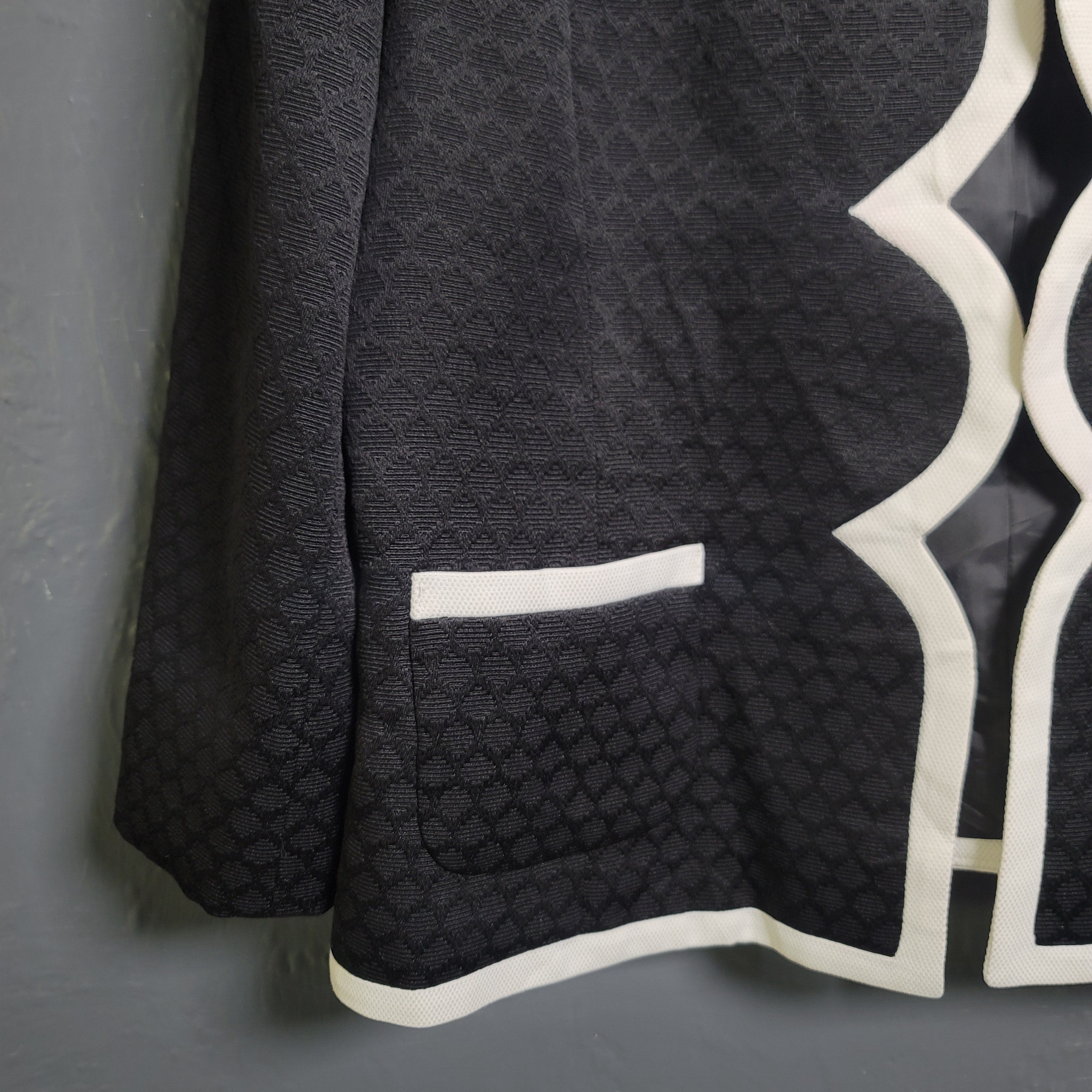 Kasper Separates Jacket Blazer Collarless Open Front with White Trim Lined Pockets - THE GREY AREA