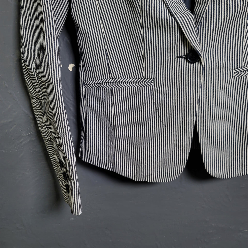 Reitmans Women's Blue Striped Cotton Blend Blazer - THE GREY AREA