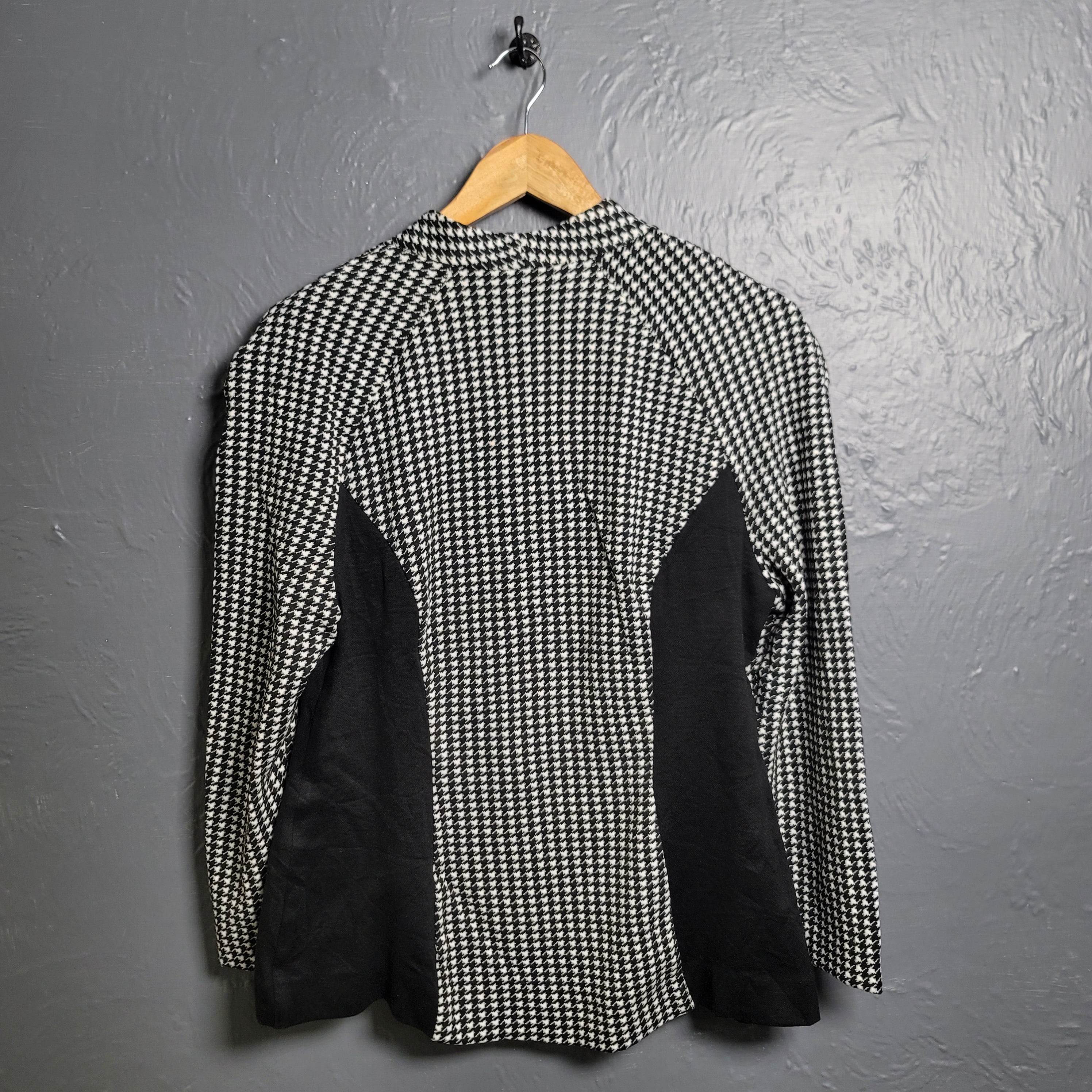 Women's Houndstooth Collarless Jacket - THE GREY AREA