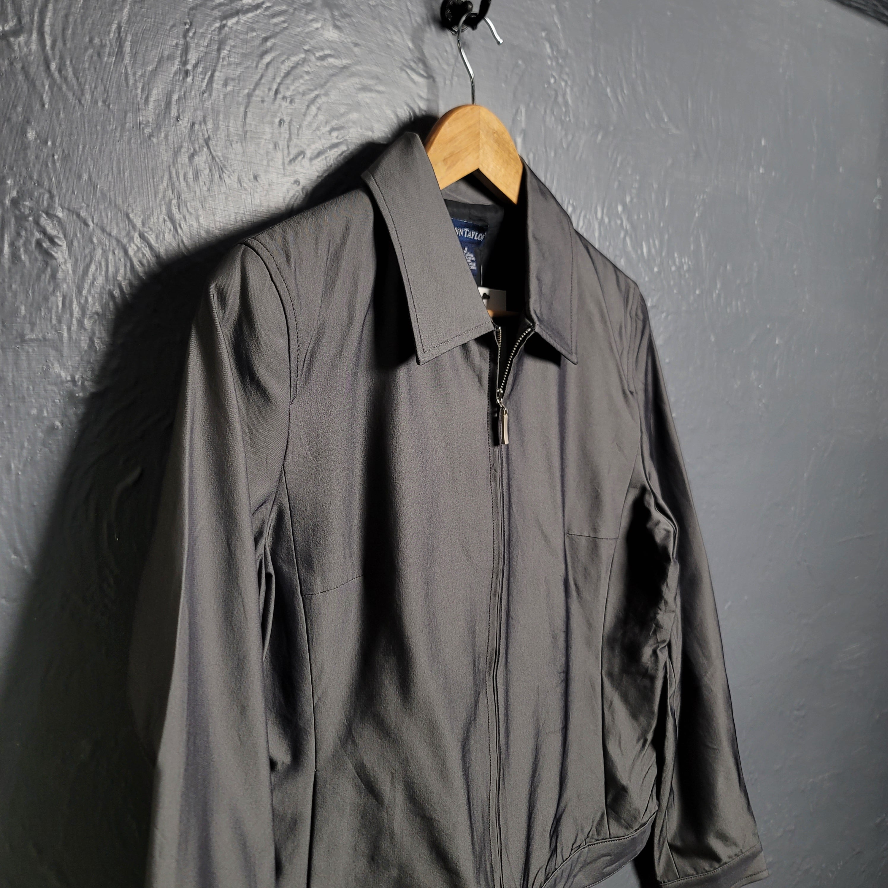 Women's Ann Taylor Metallic Grey Windbreaker Jacket - THE GREY AREA