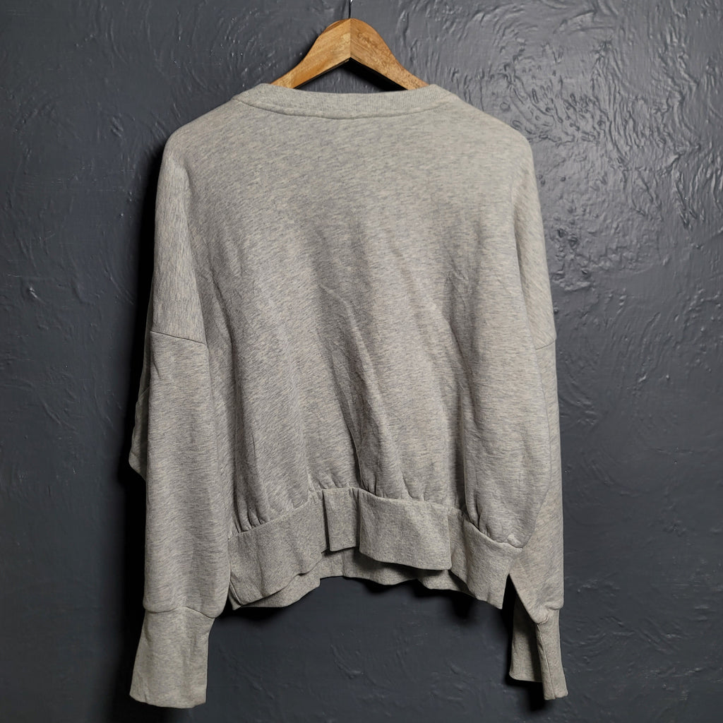 Women's Old Navy Heather Gray "Be The Love" Cropped Sweatshirt - THE GREY AREA