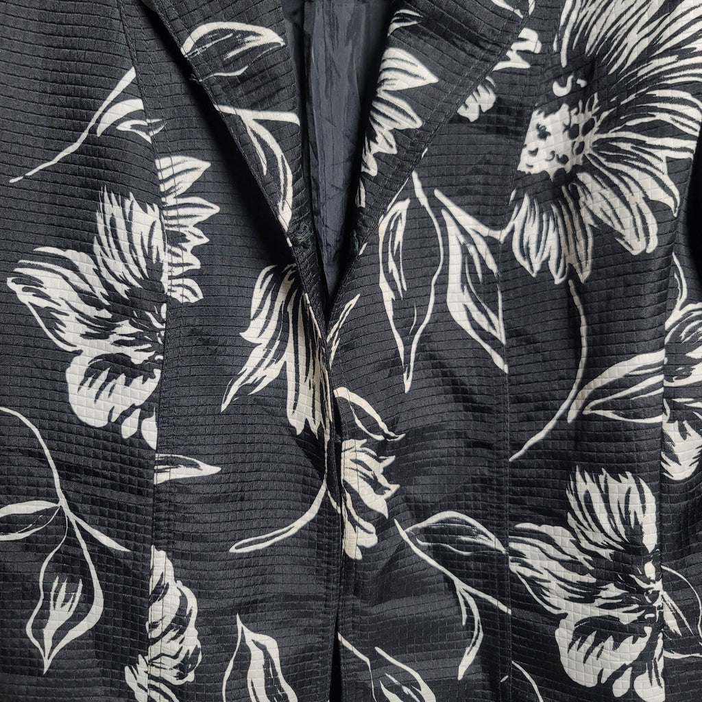 Chico's Women's Black & White Floral Quilted Long Sleeve Textured Blazer Jacket - THE GREY AREA