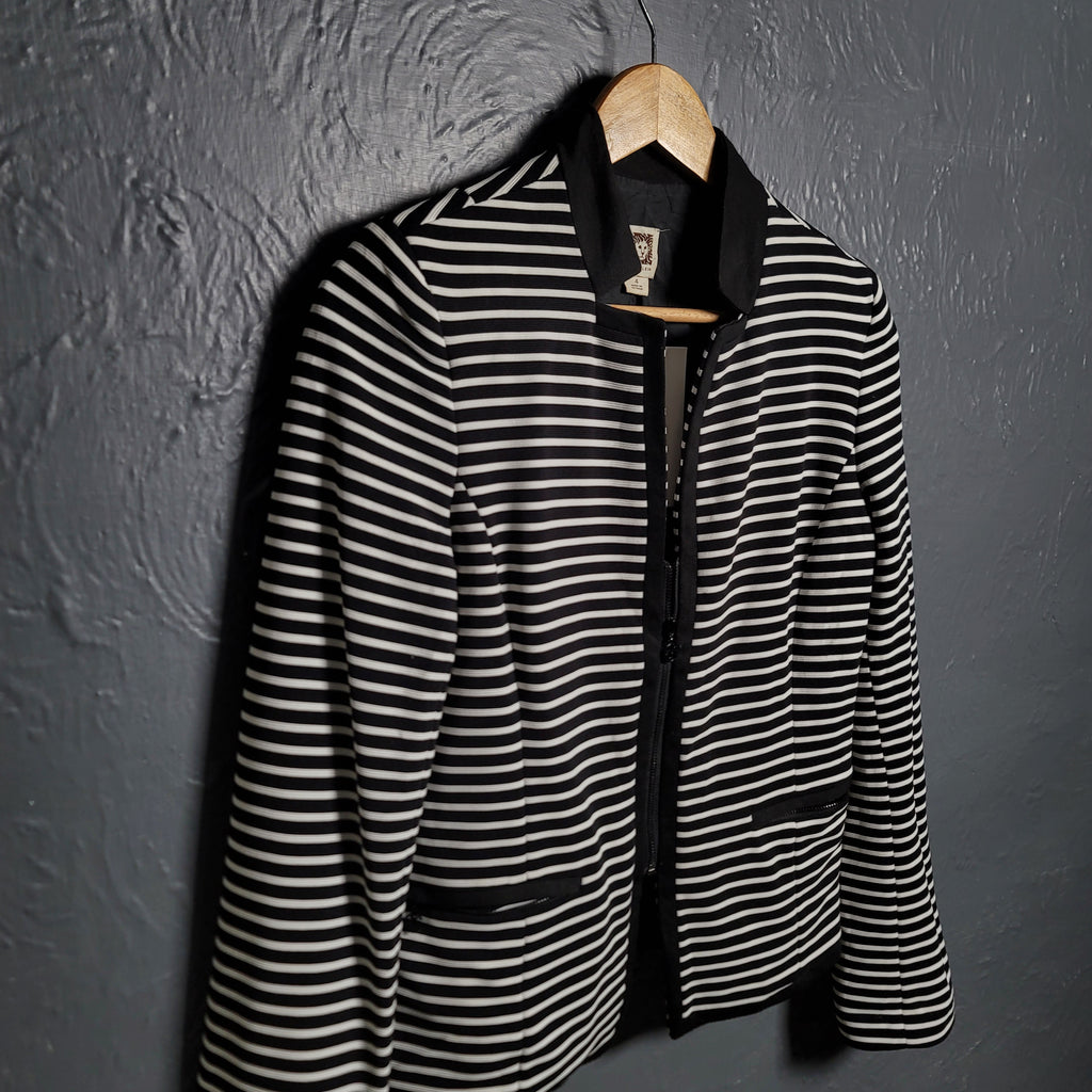 Anne Klein Black and White stripes tailored and textured blazer jacket