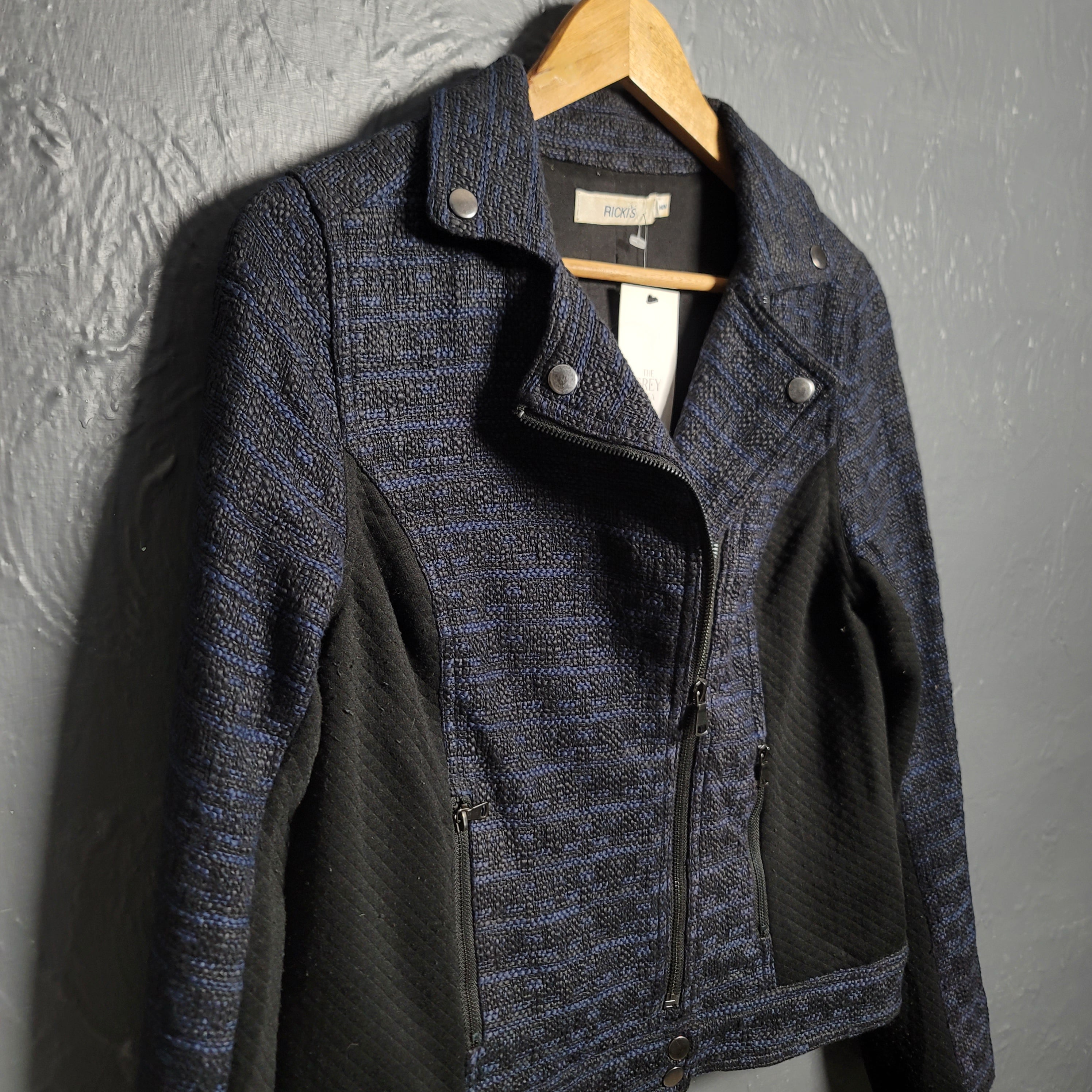 Women's Blue and black zipper textured casual jacket