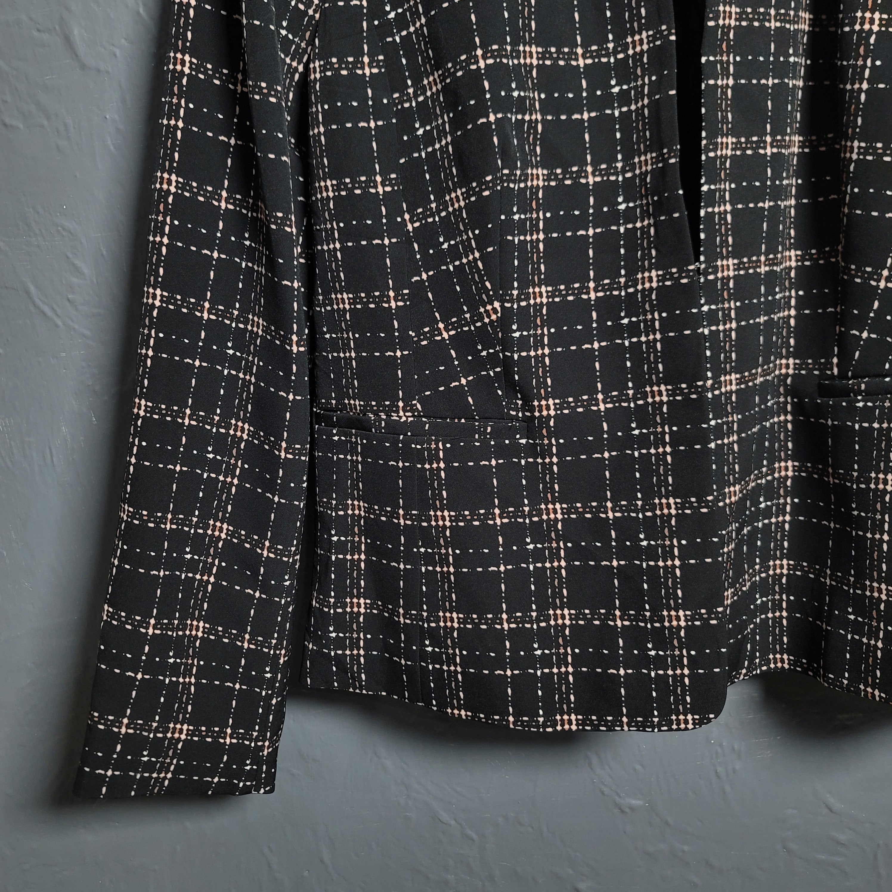 Liz Claiborne Black Plaid Blazer Garden Manor Print