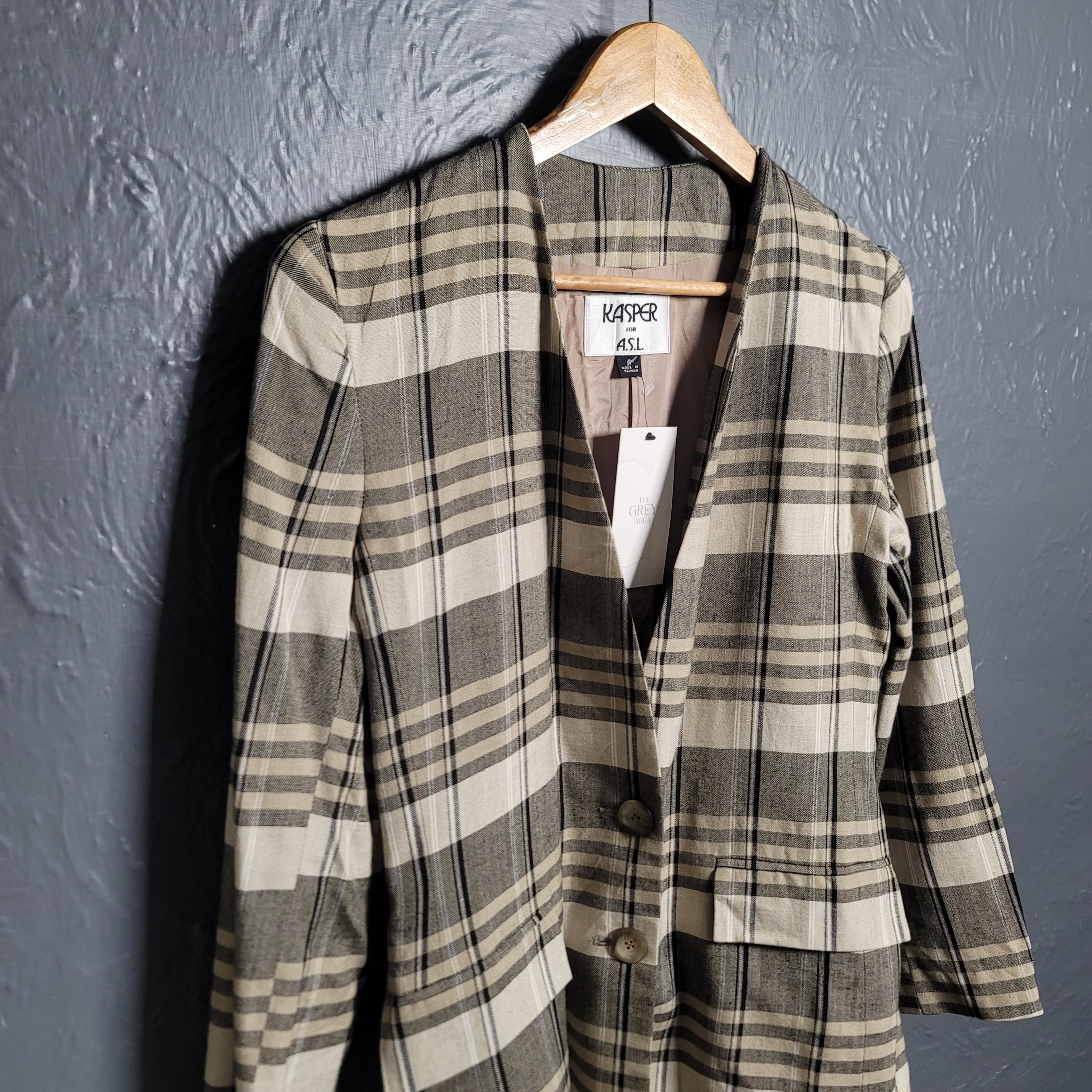 KASPER women's ivory lined plaid Blazer Jacket