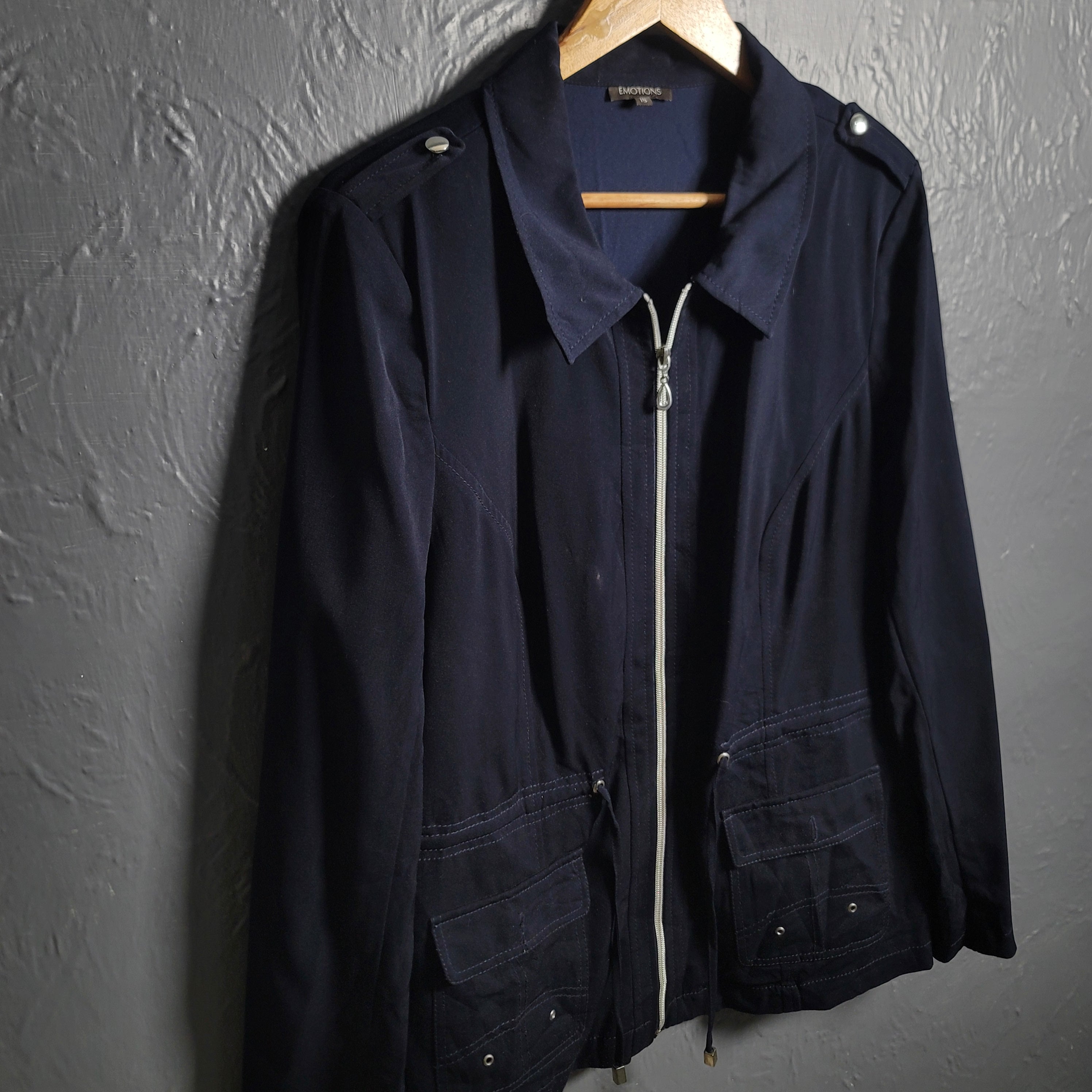 Women's Navy Blue Linen Jacket with fastening zip