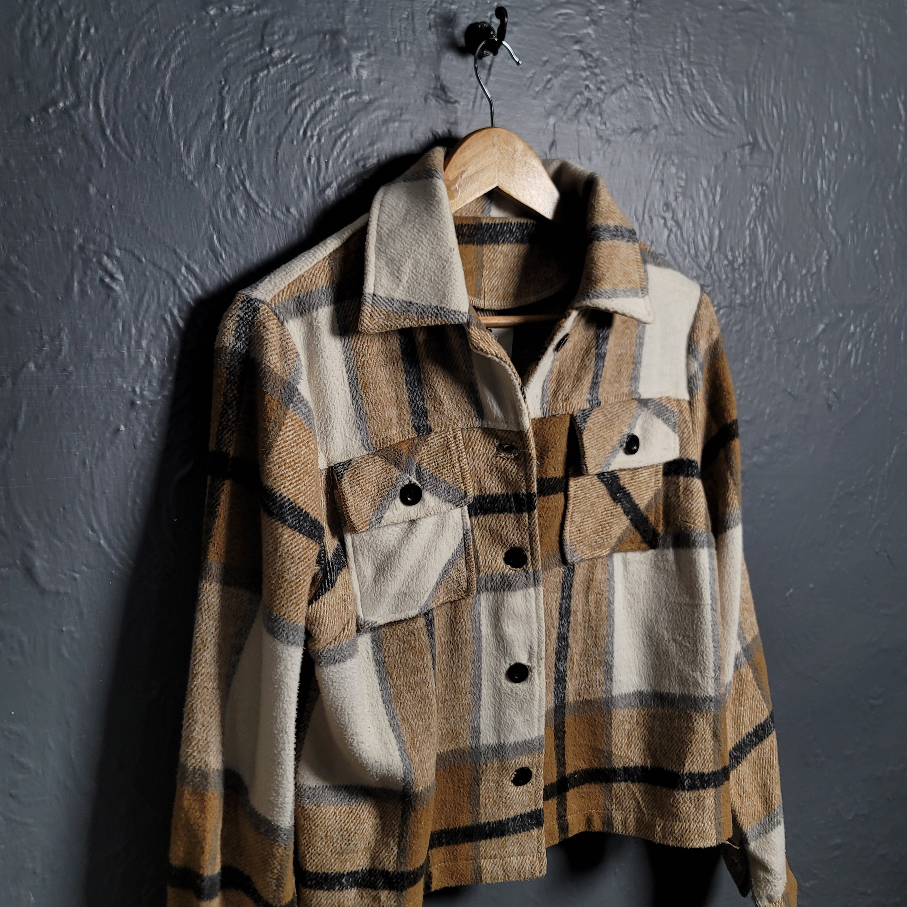 SHEIN Frenchy Plaid Flap Pocket Shacket