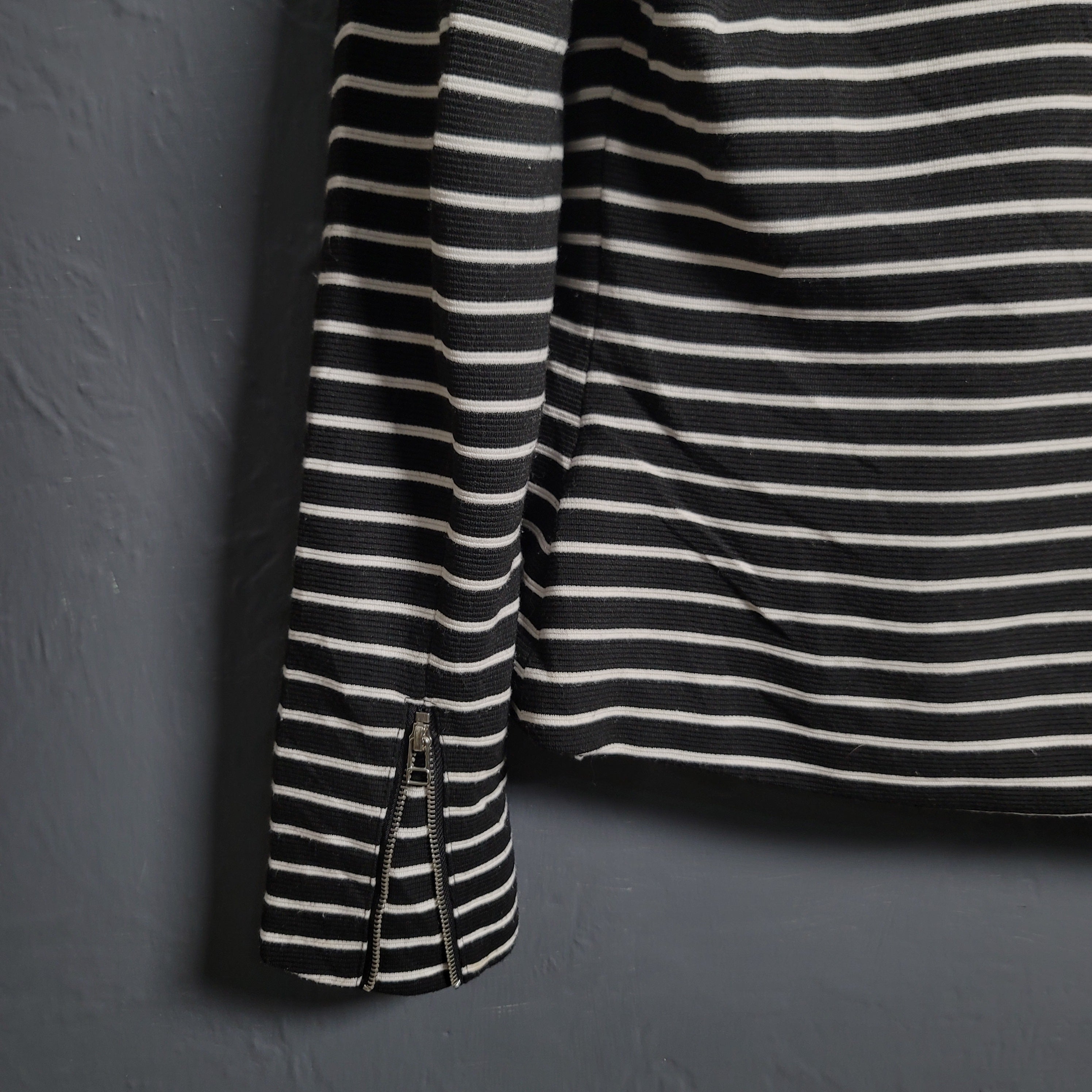 Bagatelle Black White Stripe Asymmetrical Zip Stretch Blazer Jacket