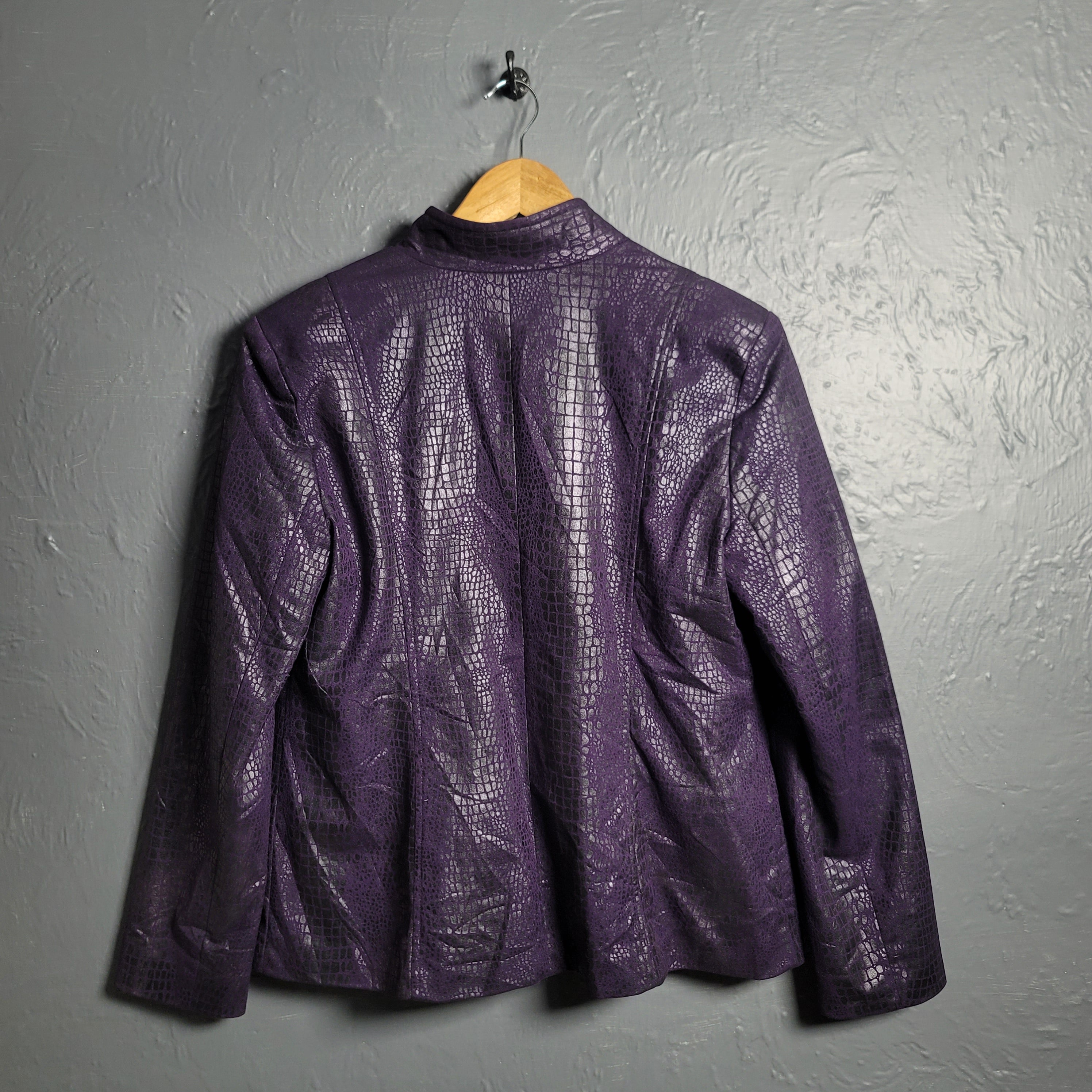 Women's Purple Snake Textured Faux Leather Full Zip Lined Zip Pockets
