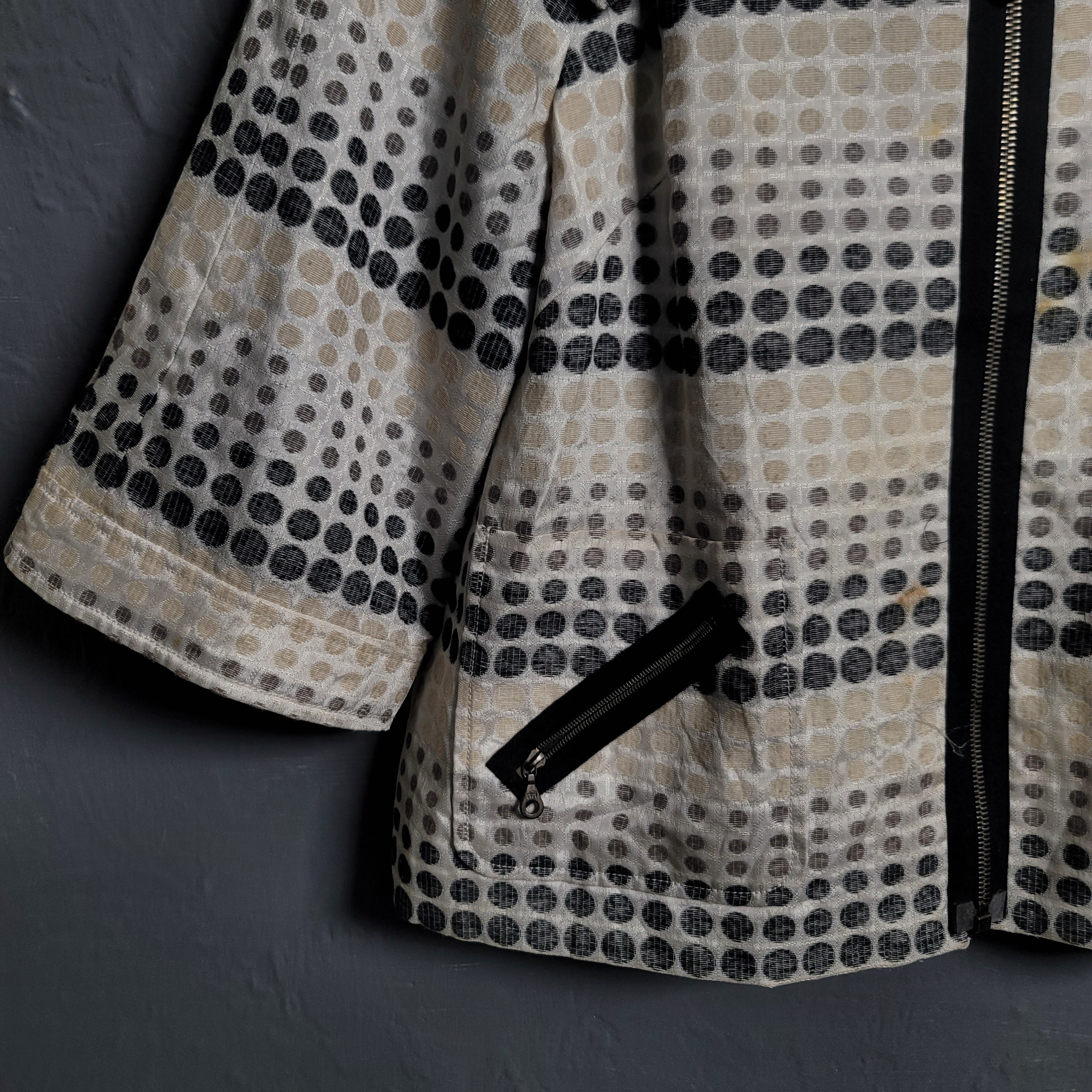 CLASSIQUES ENTIER Off-white Polka dots Textured Design Fashion Jacket