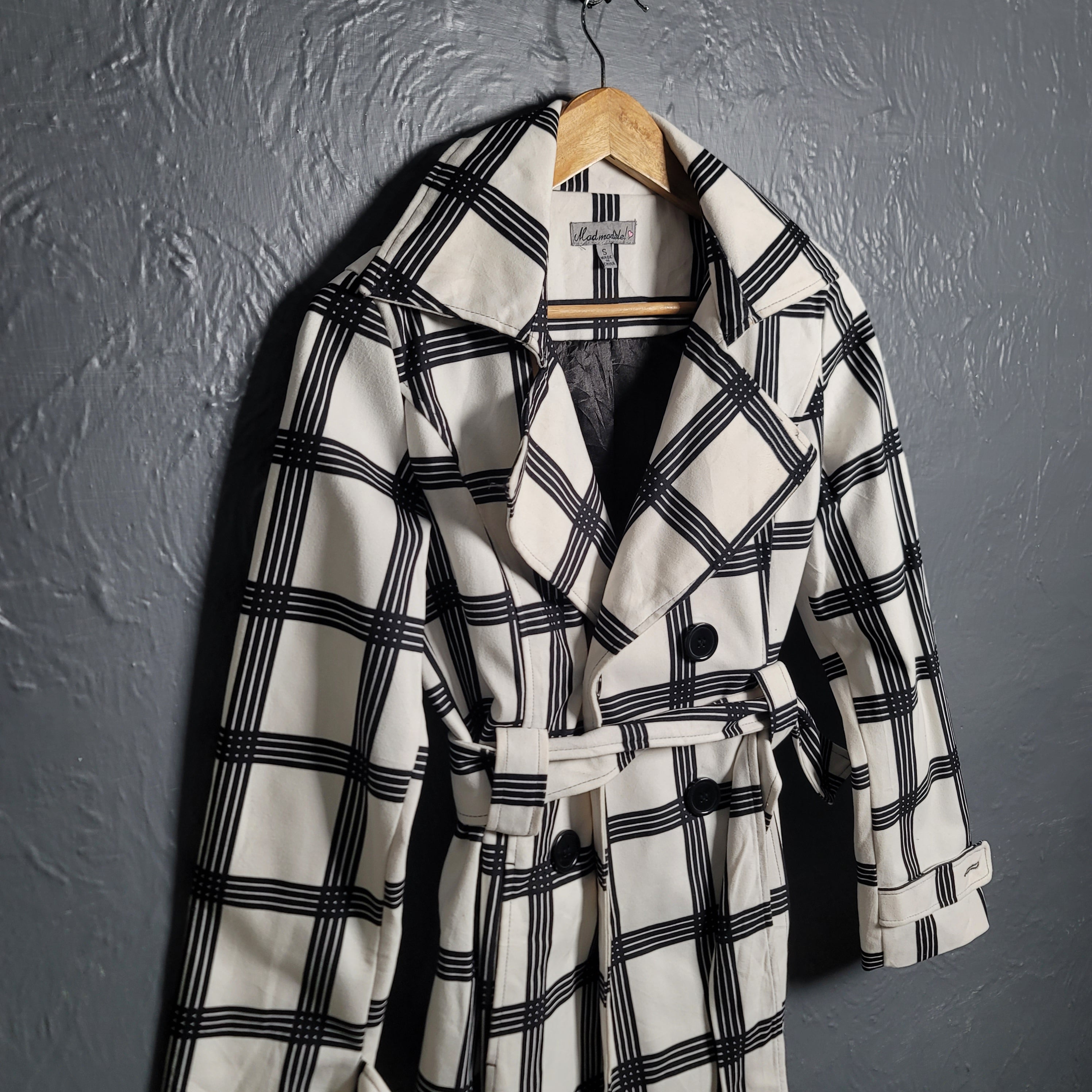 Weather Tamer Women's Trench Coat Button Up White & Black Plaid w/Belt