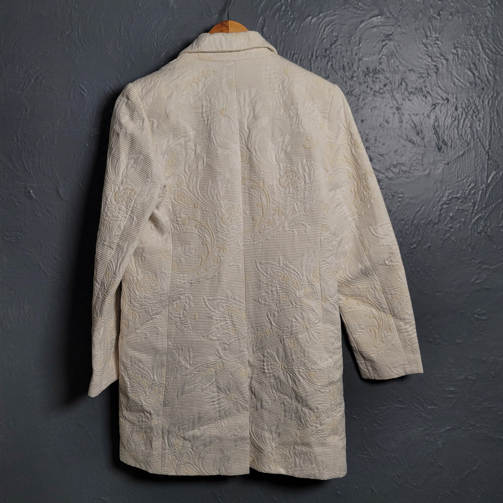 Enzo Angiolini Women's White Floral Long Sleeve Button Front Slash Pocket Coat