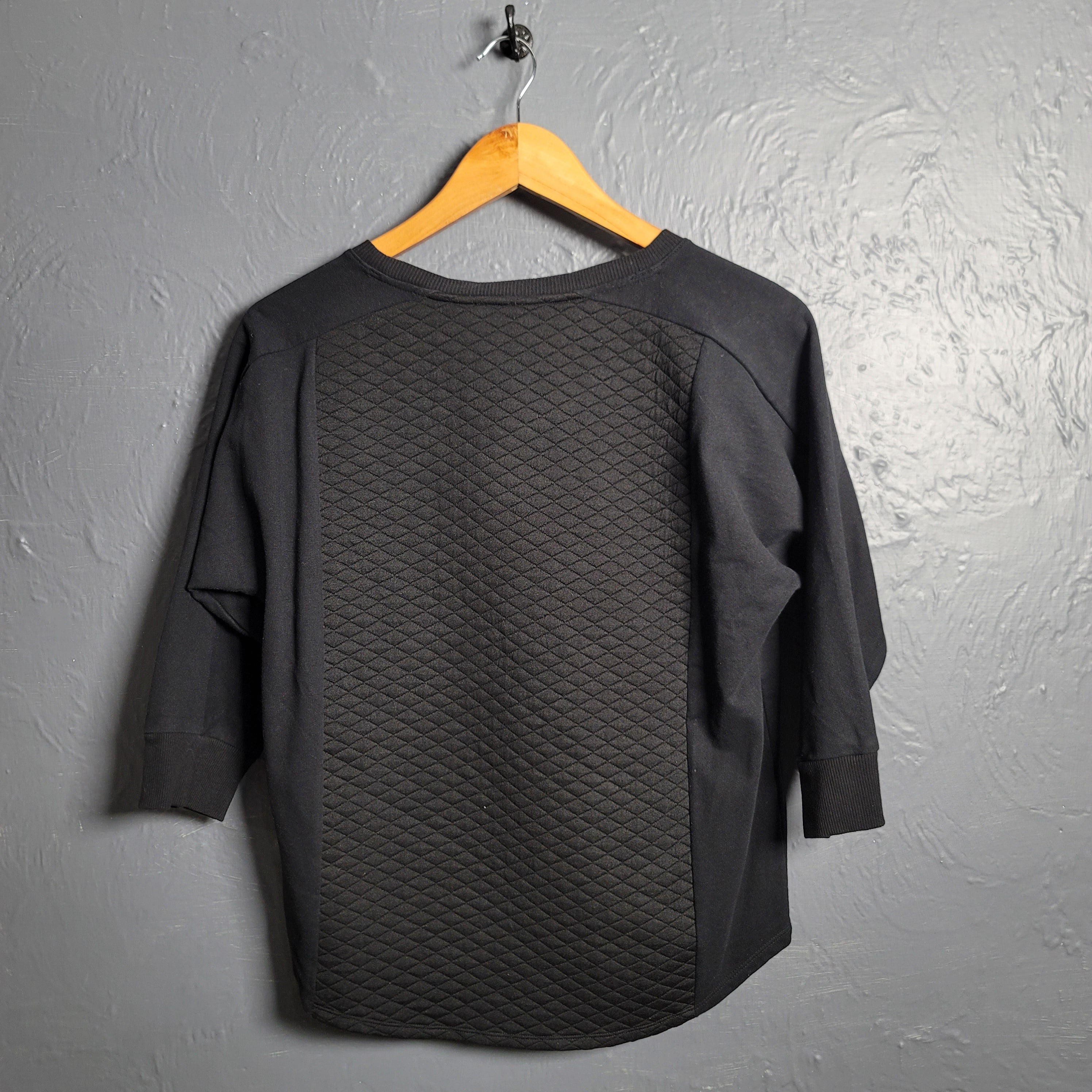 APT 9 Women's Black Textured Cropped Sweatshirt