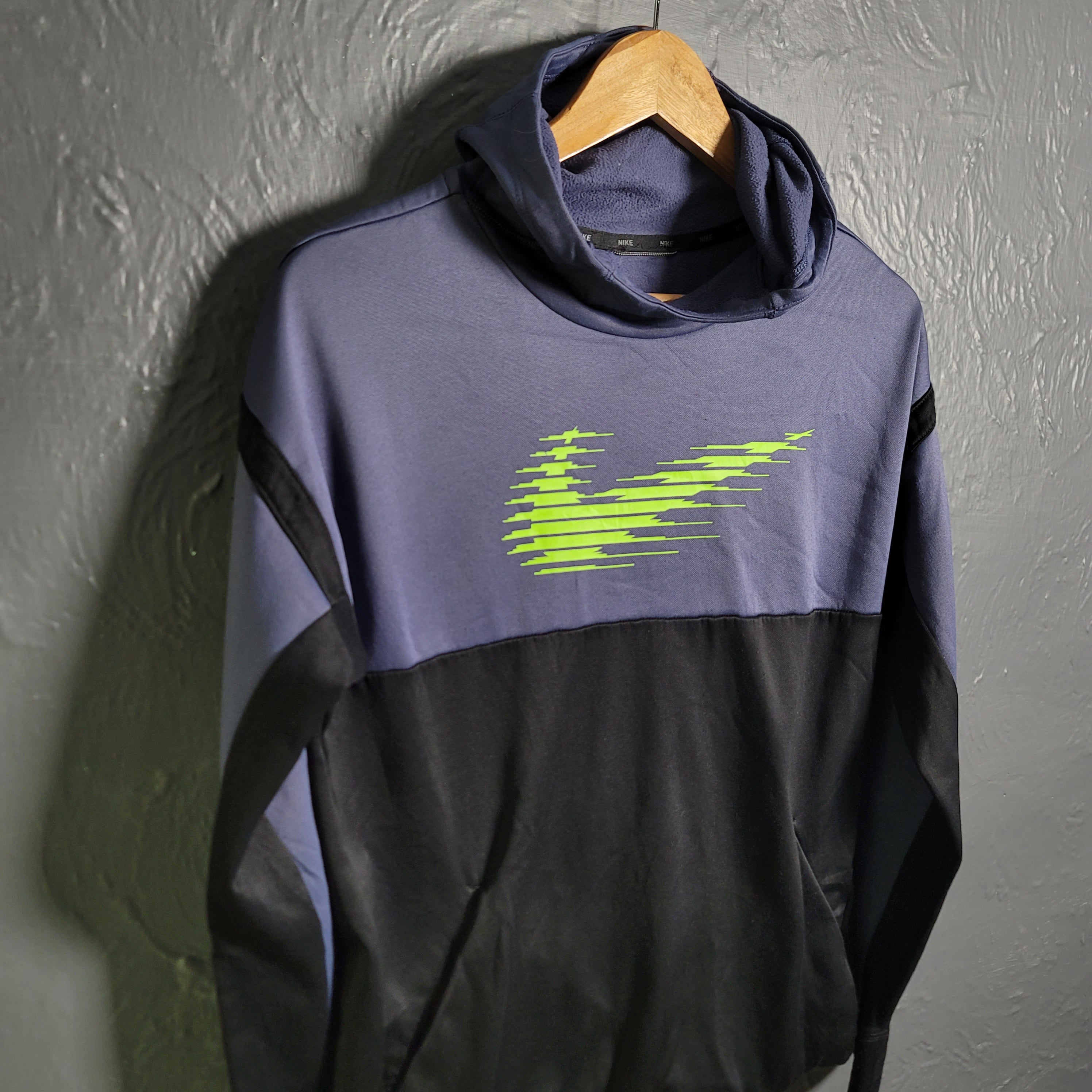 Nike Therma Dri-Fit Swoosh Hoodie