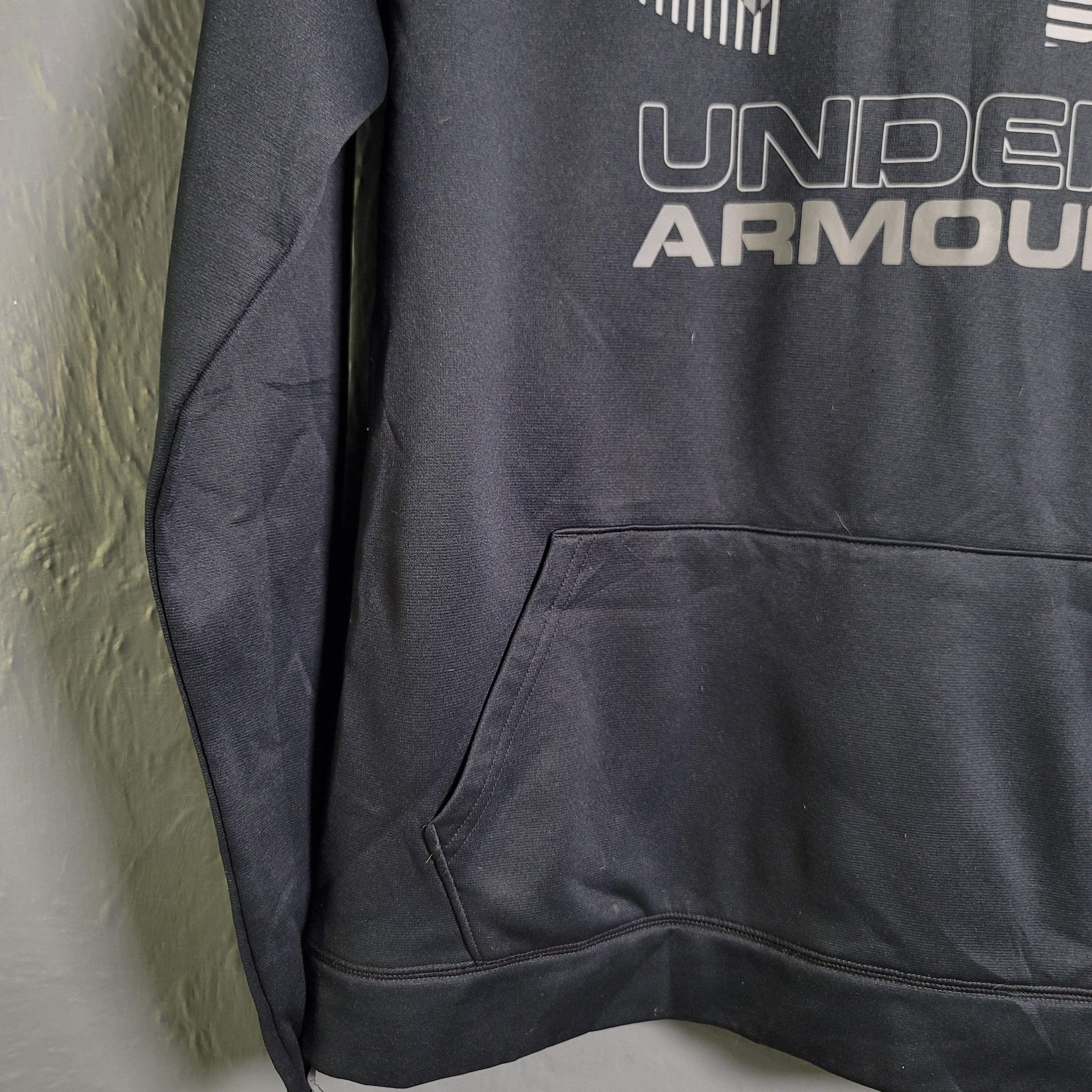 Under Armour Black/Gray loose fit pull over hooded sweatshirt