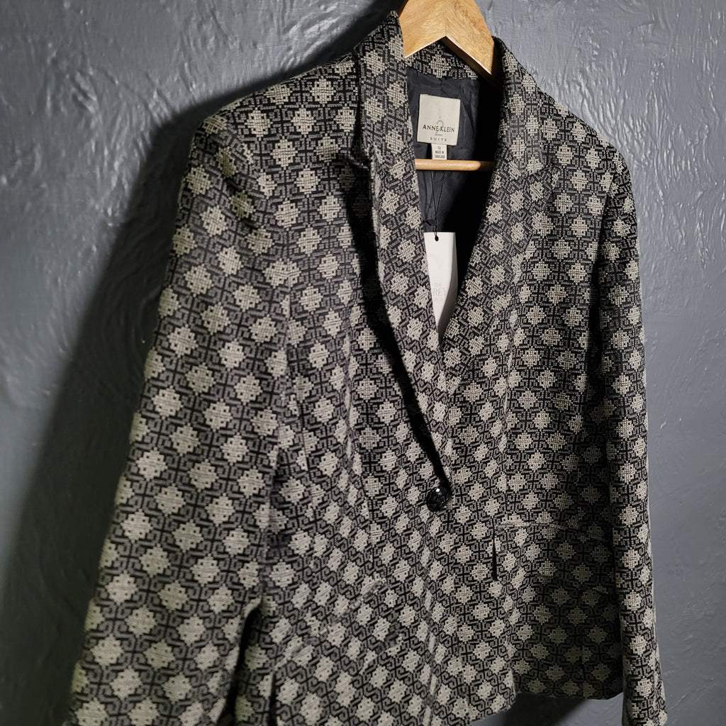 Women's Anna Klein Black and Silver Patterned Designer Blazer