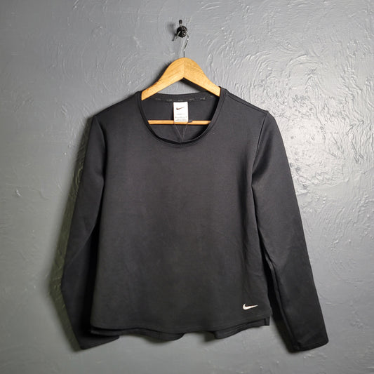 Nike Therma-FIT One
Women's Long-Sleeve Top