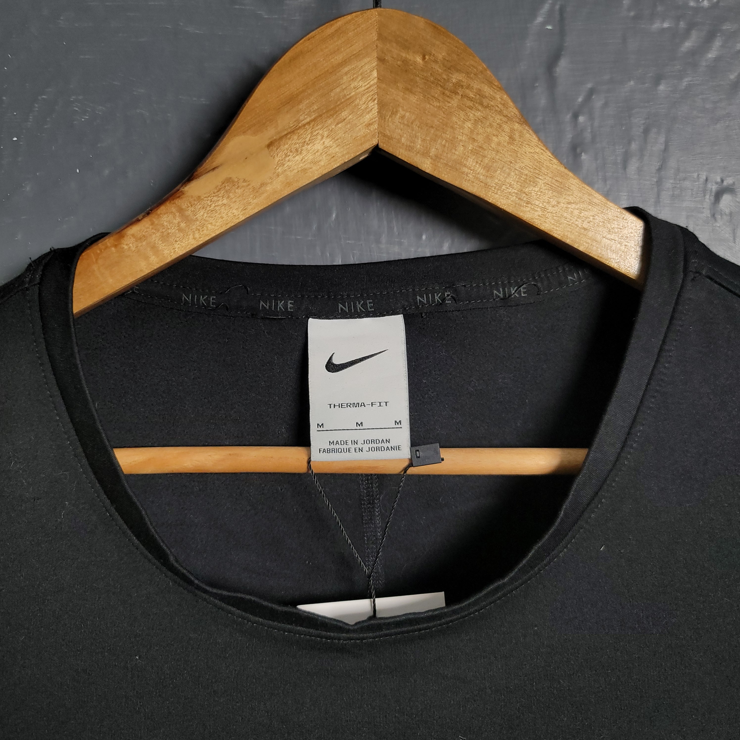 Nike Therma-FIT One
Women's Long-Sleeve Top