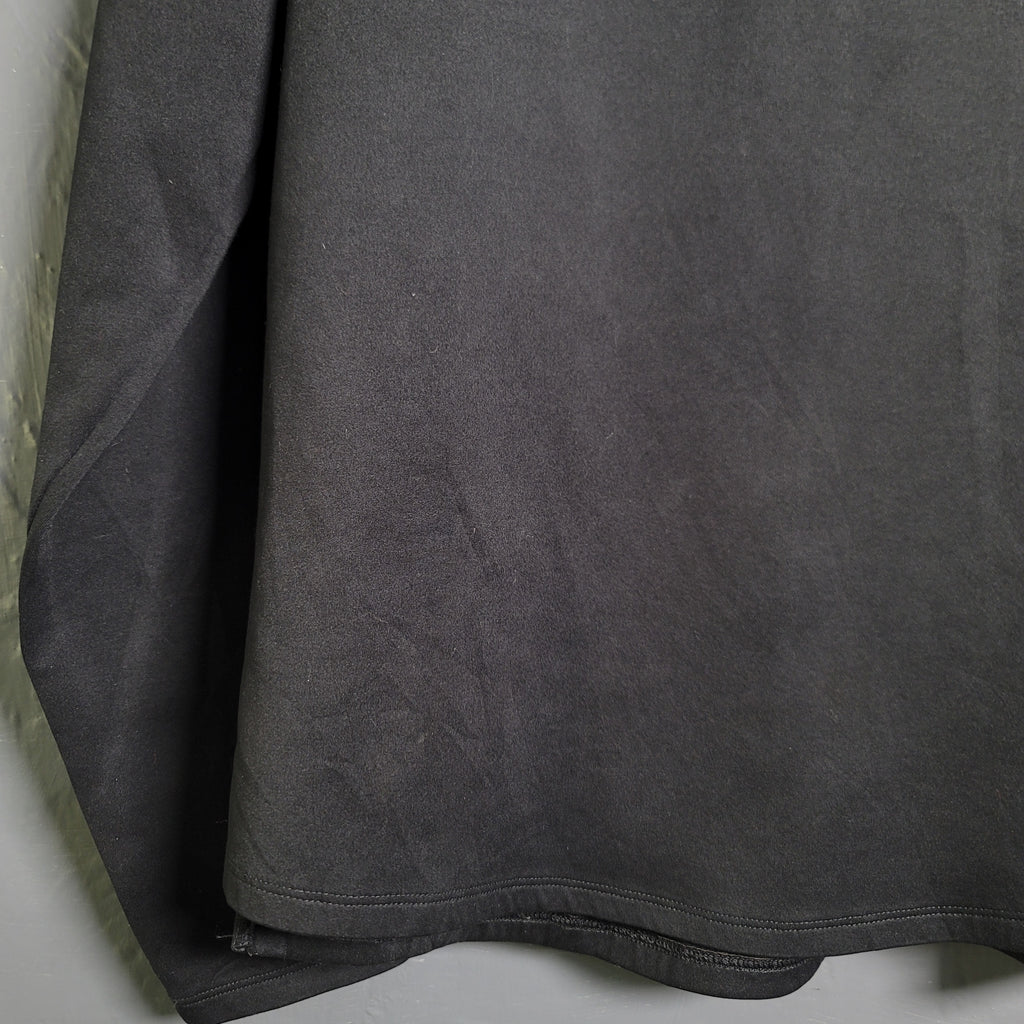 Nike Therma-FIT One
Women's Long-Sleeve Top