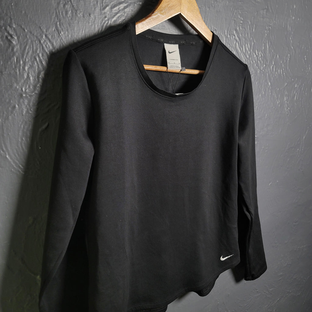 Nike Therma-FIT One
Women's Long-Sleeve Top