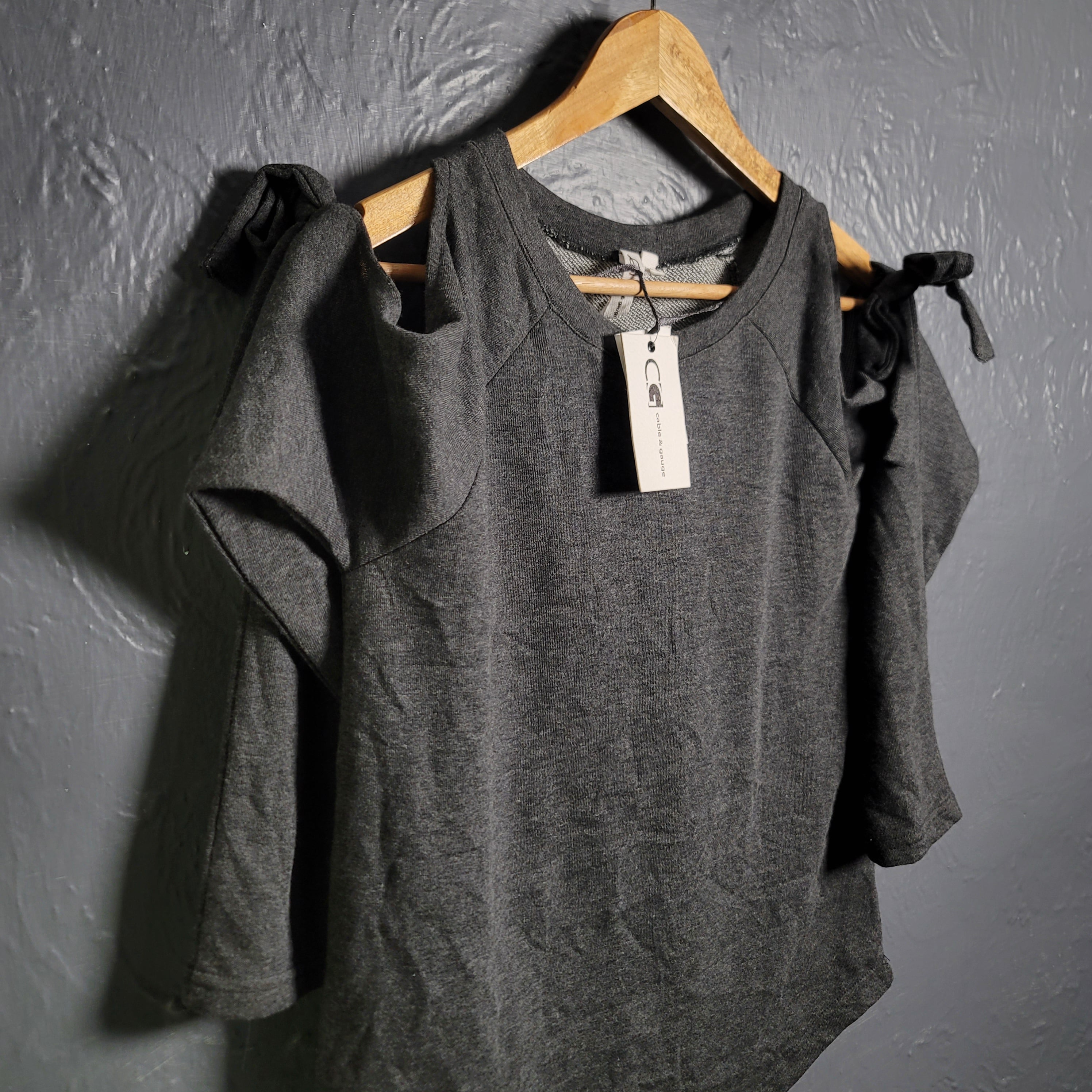 Brand New Cable & Gauge Cold Shoulder Bow Sweatshirt