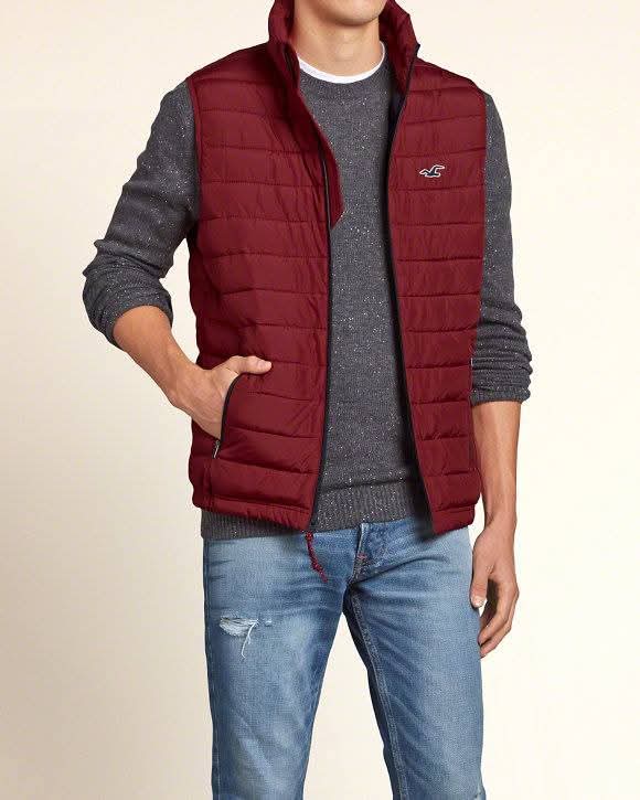 Hollister Burgundy Red Puffer Full Zip Vest Mens Zipped Pockets - THE GREY AREA