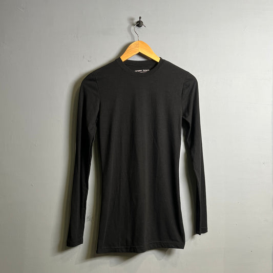 Plain black full sleeves T-shirt (Green Town) - THE GREY AREA