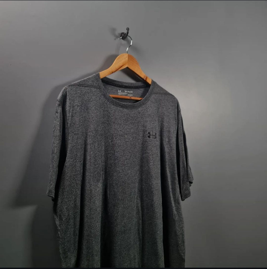 Grey loosefit sports/casual T-shirt (UnderArmour) - THE GREY AREA