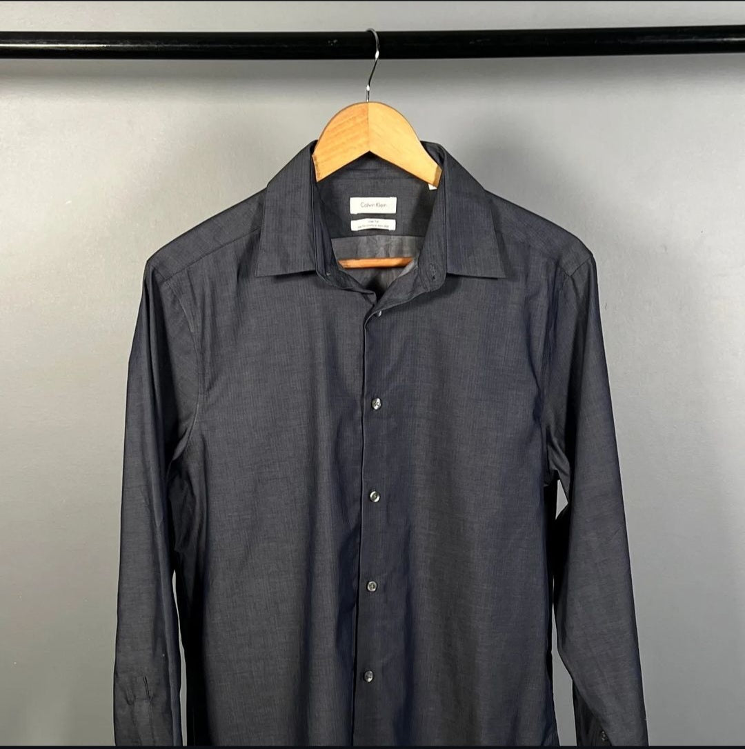 Steel Slim Fit Non-Iron Herringbone Dress Shirt (Calvin Klein) - THE GREY AREA