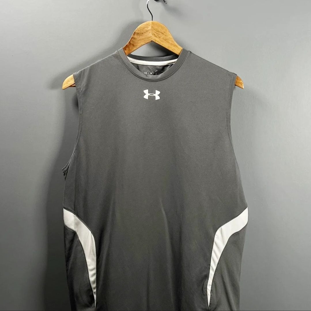 Grey sleevless heatgear Sport shirt (UnderArmour) - THE GREY AREA