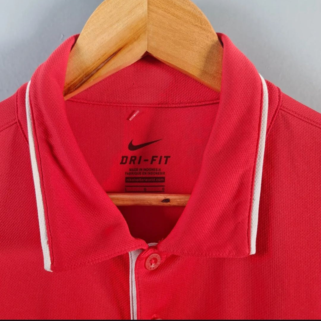 Red sports/casual dri-fit polo shirt (Nike) - THE GREY AREA