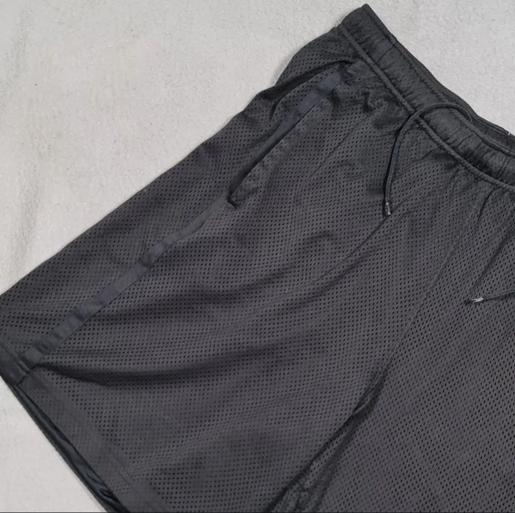 Black textured Sports/Casual Shorts (Nike) - THE GREY AREA