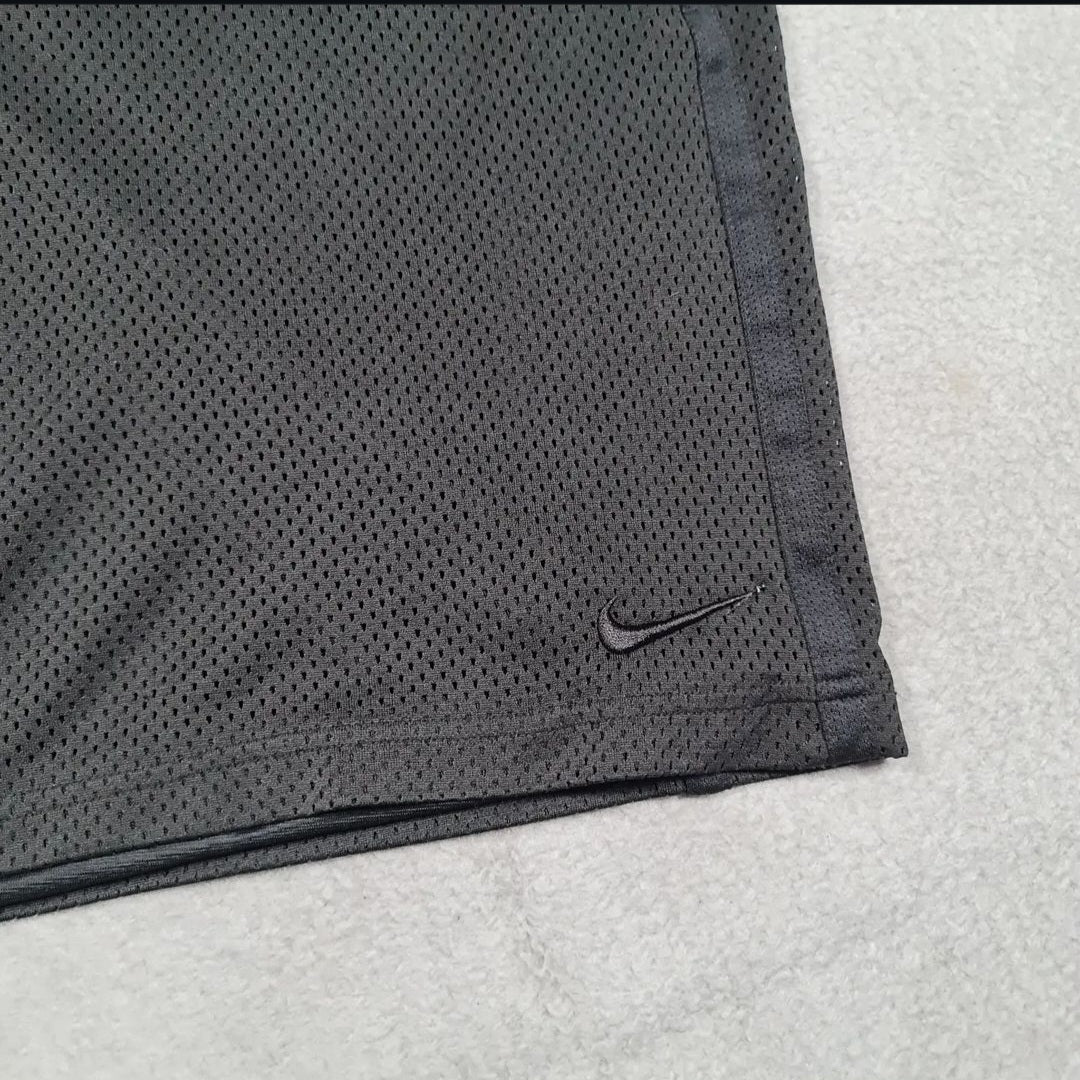 Black textured Sports/Casual Shorts (Nike) - THE GREY AREA